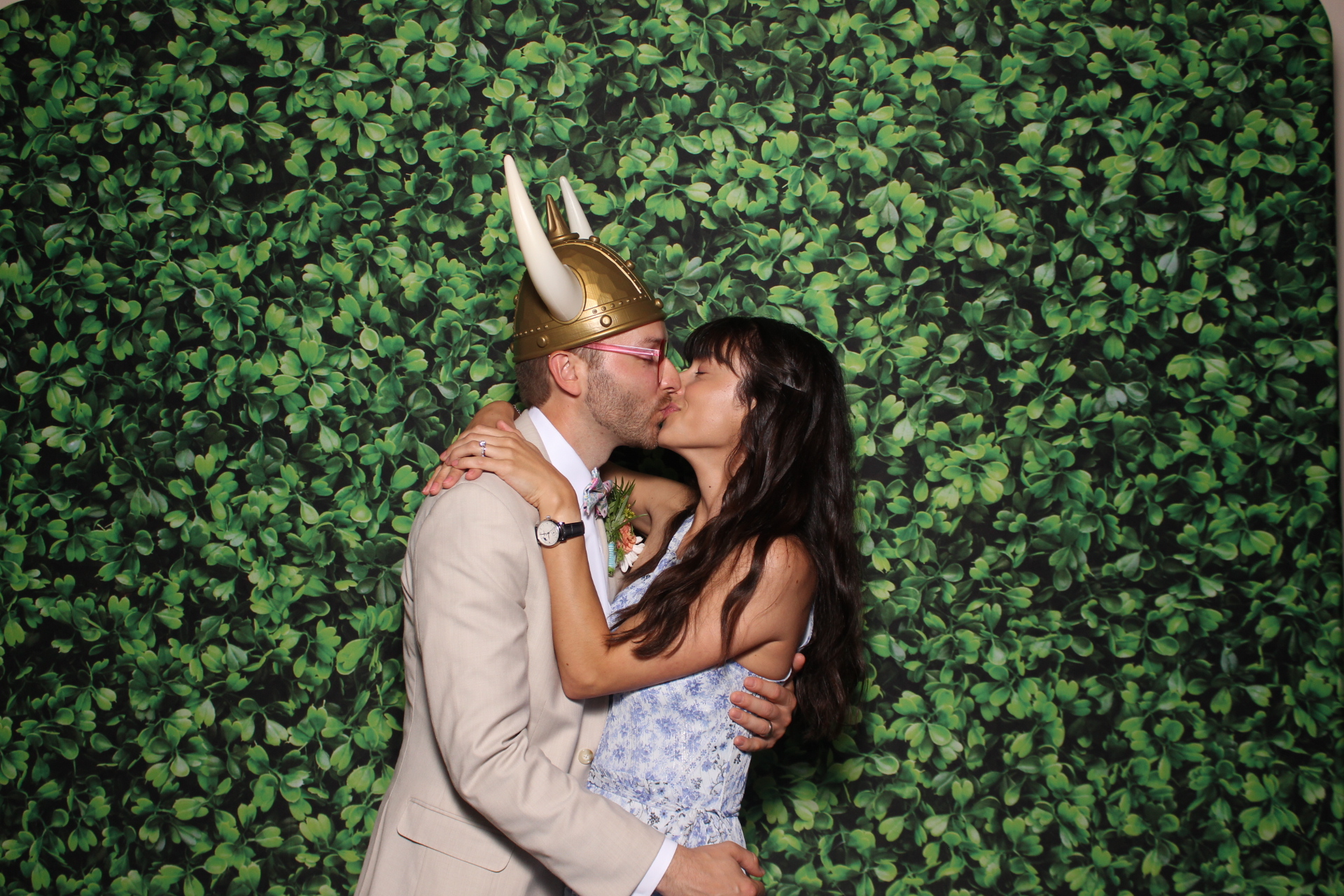 Madelyn & Austin  | View more photos from the event at gallery.photoboothcincy.com/u/PhotoBoothCincy/Madelyn-Austin