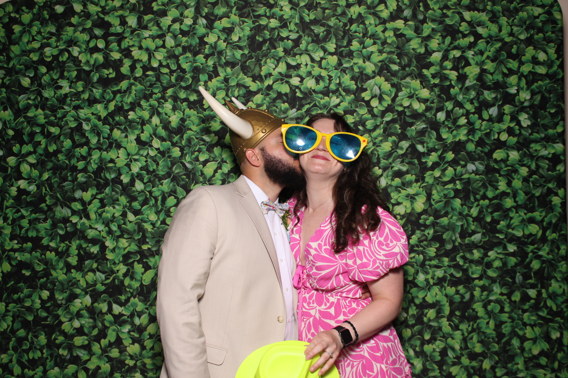 Madelyn & Austin  | View more photos from the event at gallery.photoboothcincy.com/u/PhotoBoothCincy/Madelyn-Austin