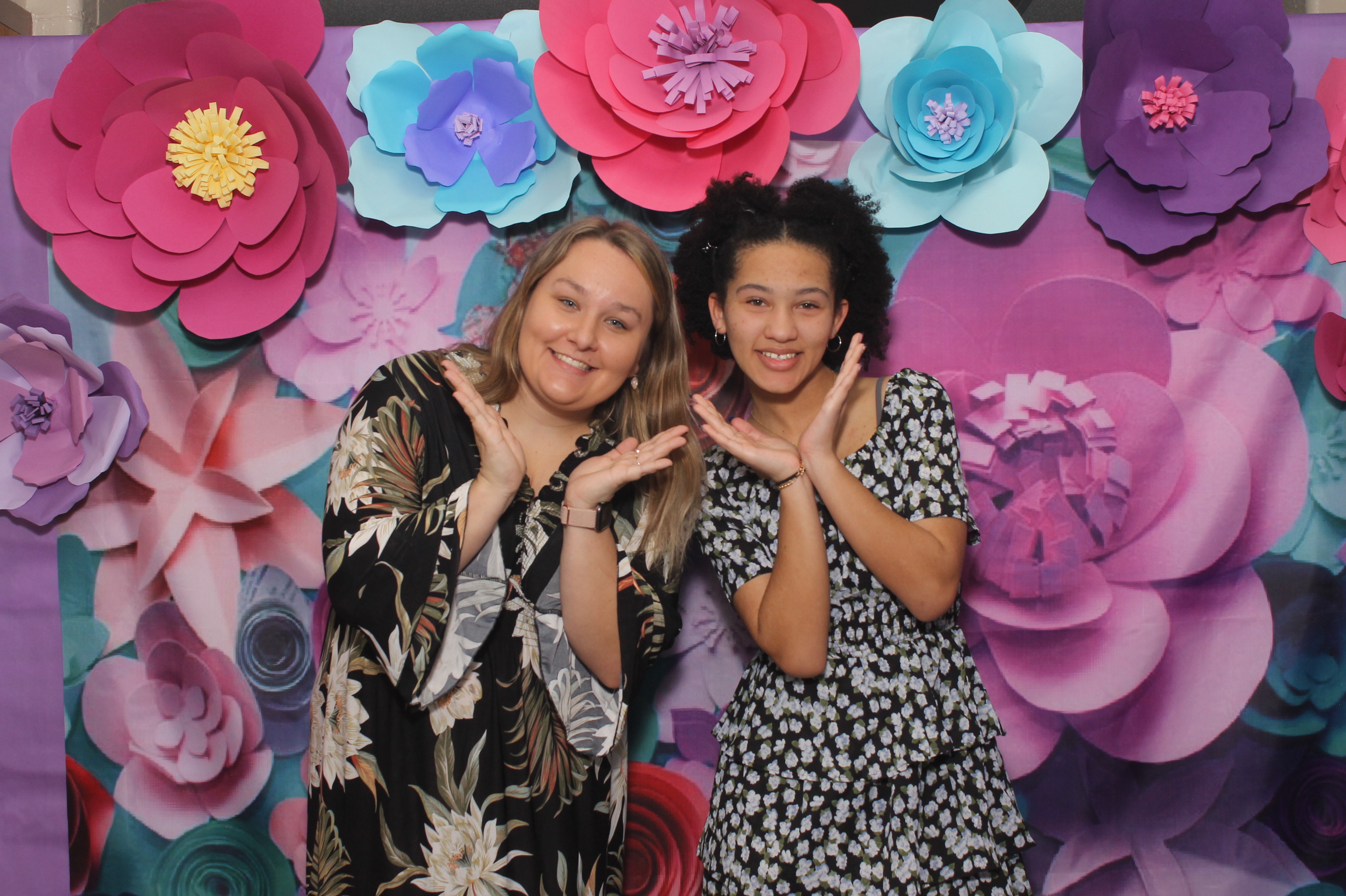 Magsig School Dance | View more photos from the event at gallery.photoboothcincy.com/u/PhotoBoothCincy/Magsig-School-Dance