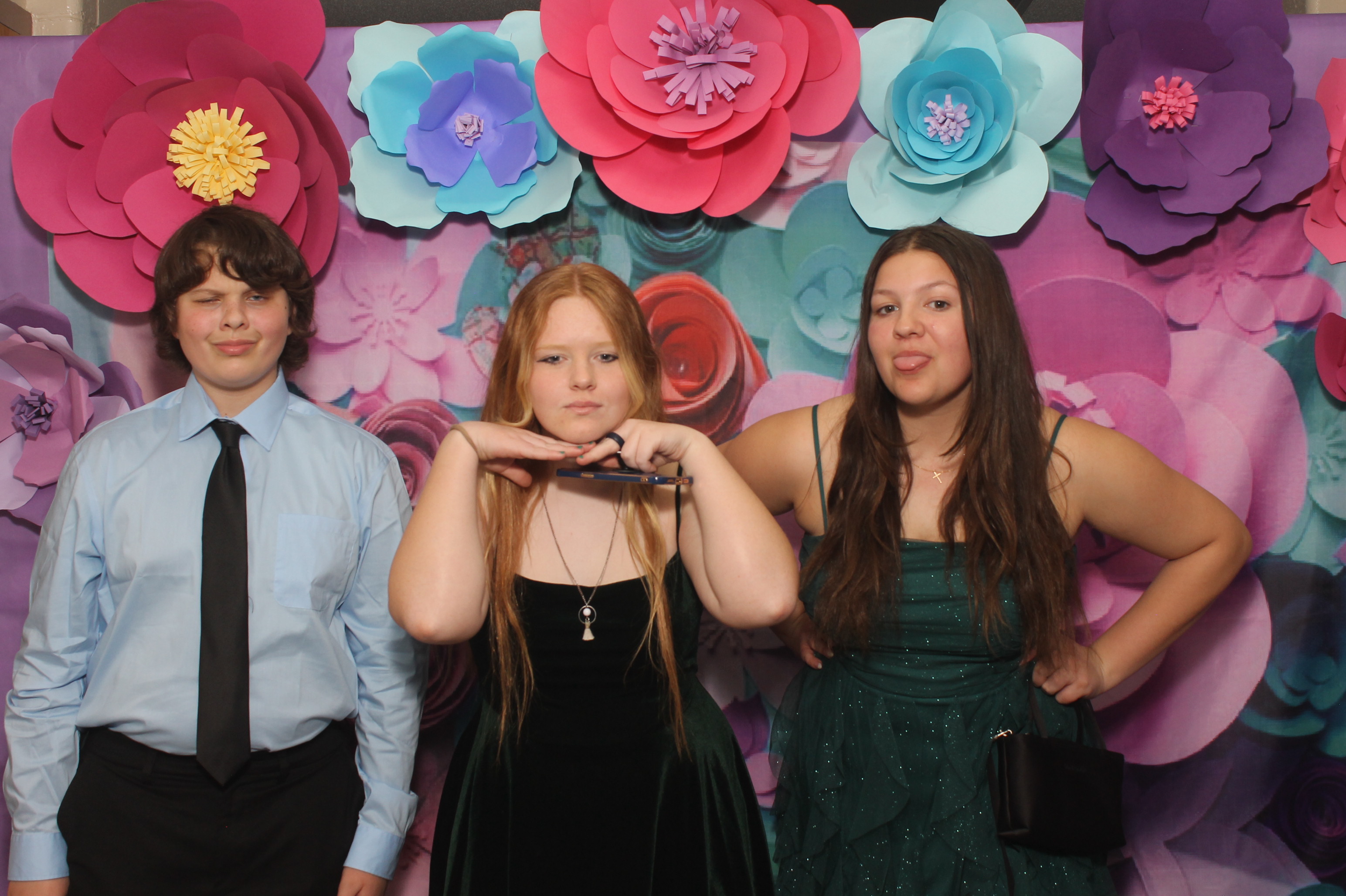 Magsig School Dance | View more photos from the event at gallery.photoboothcincy.com/u/PhotoBoothCincy/Magsig-School-Dance