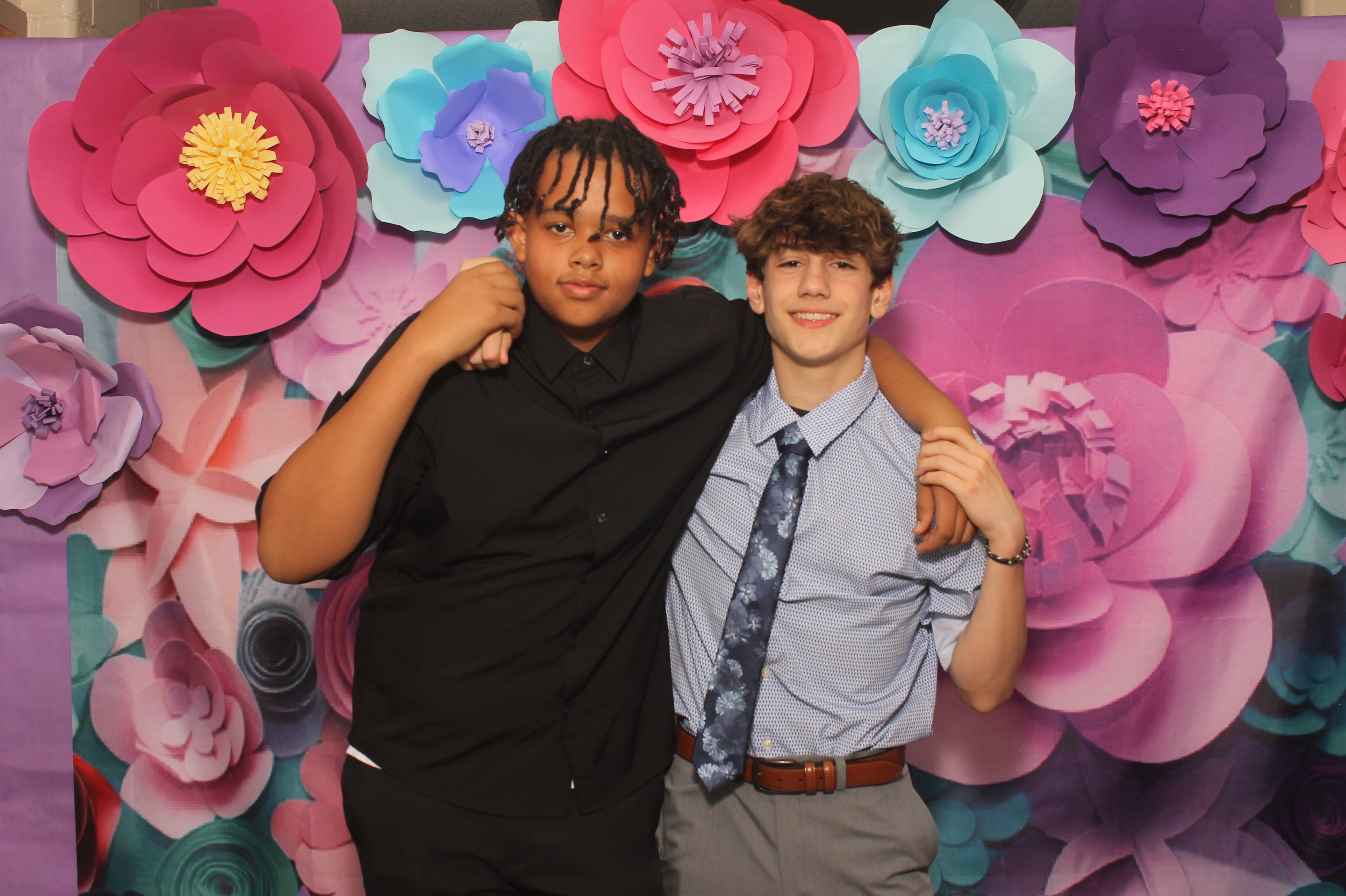 Magsig School Dance | View more photos from the event at gallery.photoboothcincy.com/u/PhotoBoothCincy/Magsig-School-Dance