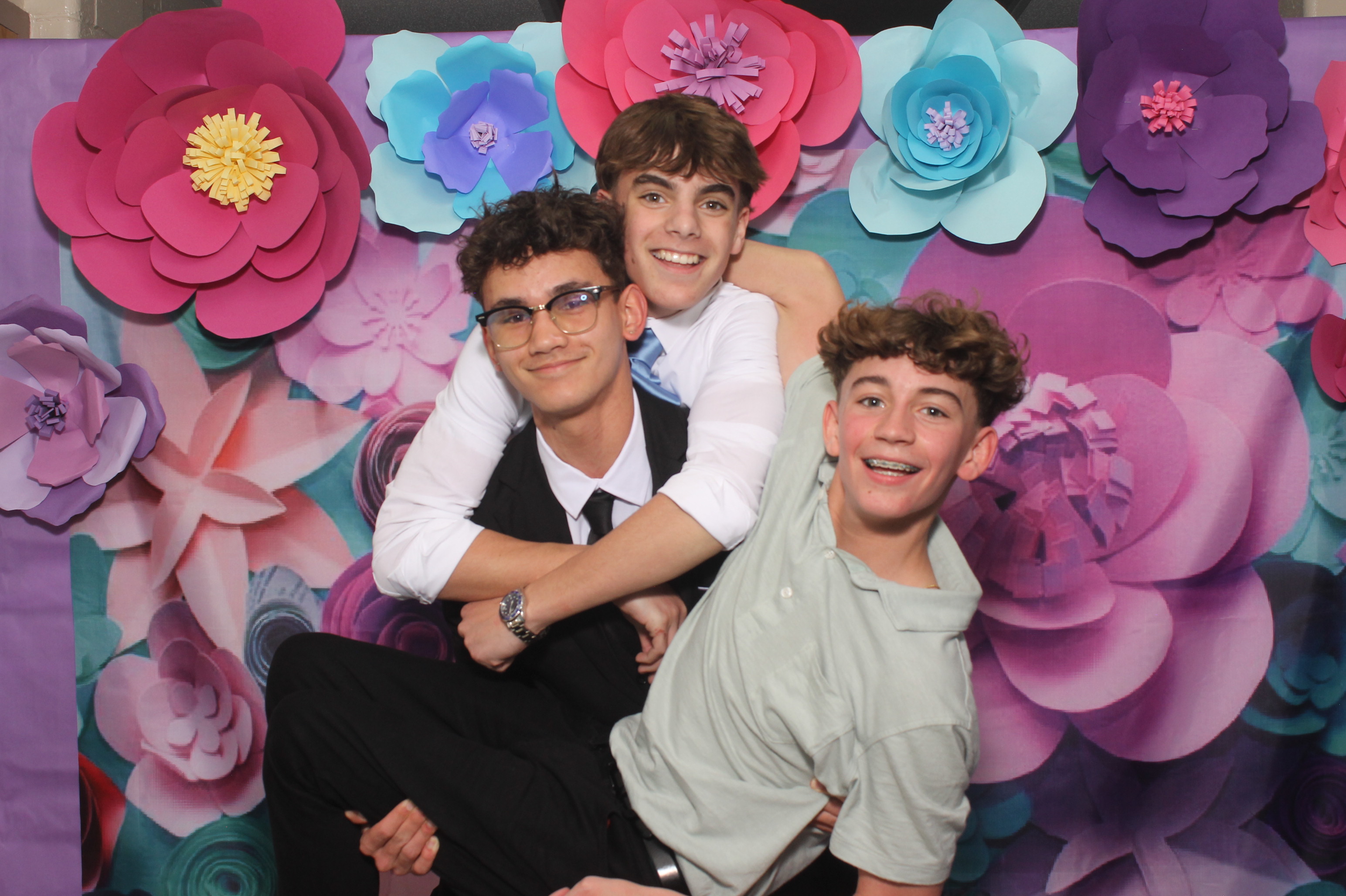 Magsig School Dance | View more photos from the event at gallery.photoboothcincy.com/u/PhotoBoothCincy/Magsig-School-Dance