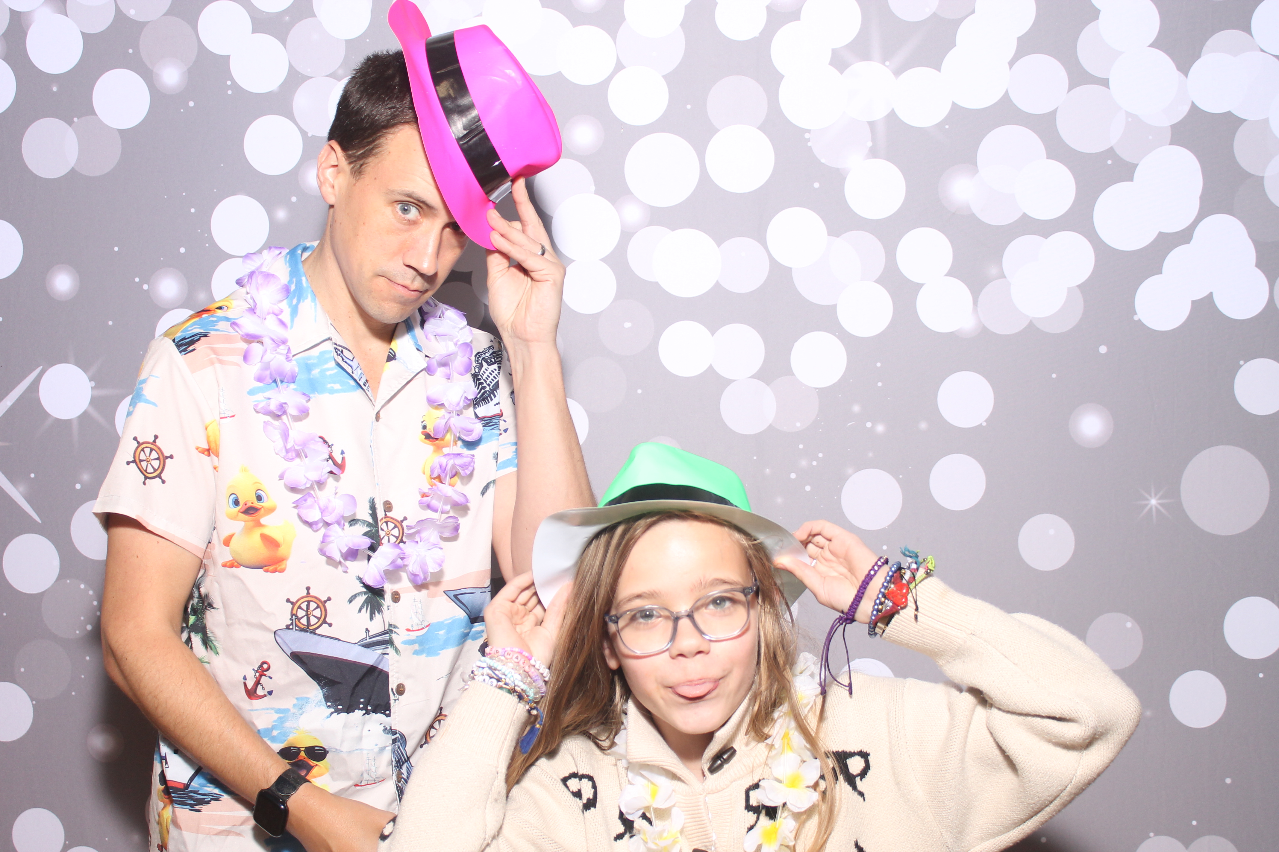 Mariemount Father Daughter Dance | View more photos from the event at gallery.photoboothcincy.com/u/PhotoBoothCincy/Mariemount-Father-Daughter-Dance-0