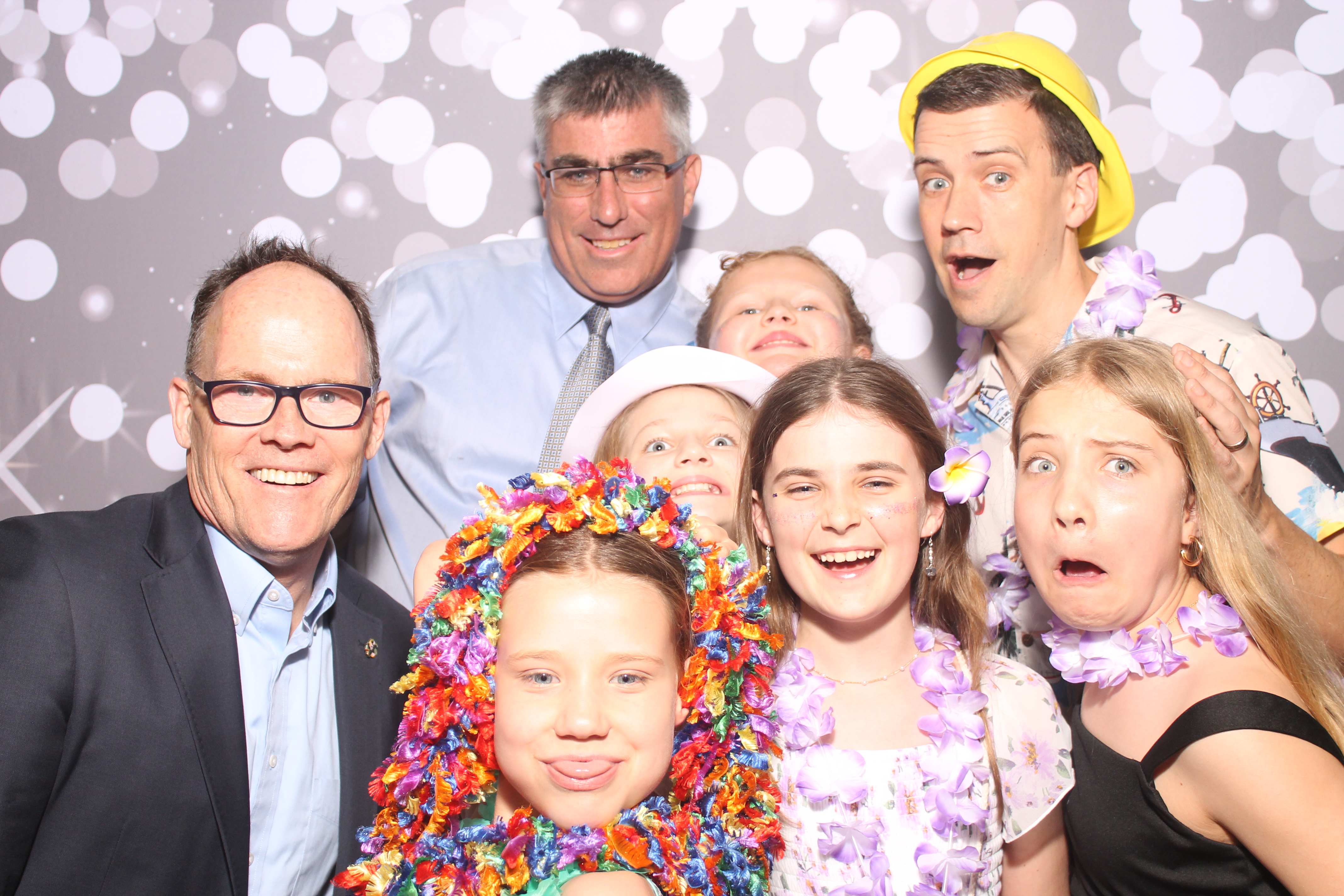 Mariemount Father Daughter Dance | View more photos from the event at gallery.photoboothcincy.com/u/PhotoBoothCincy/Mariemount-Father-Daughter-Dance-0