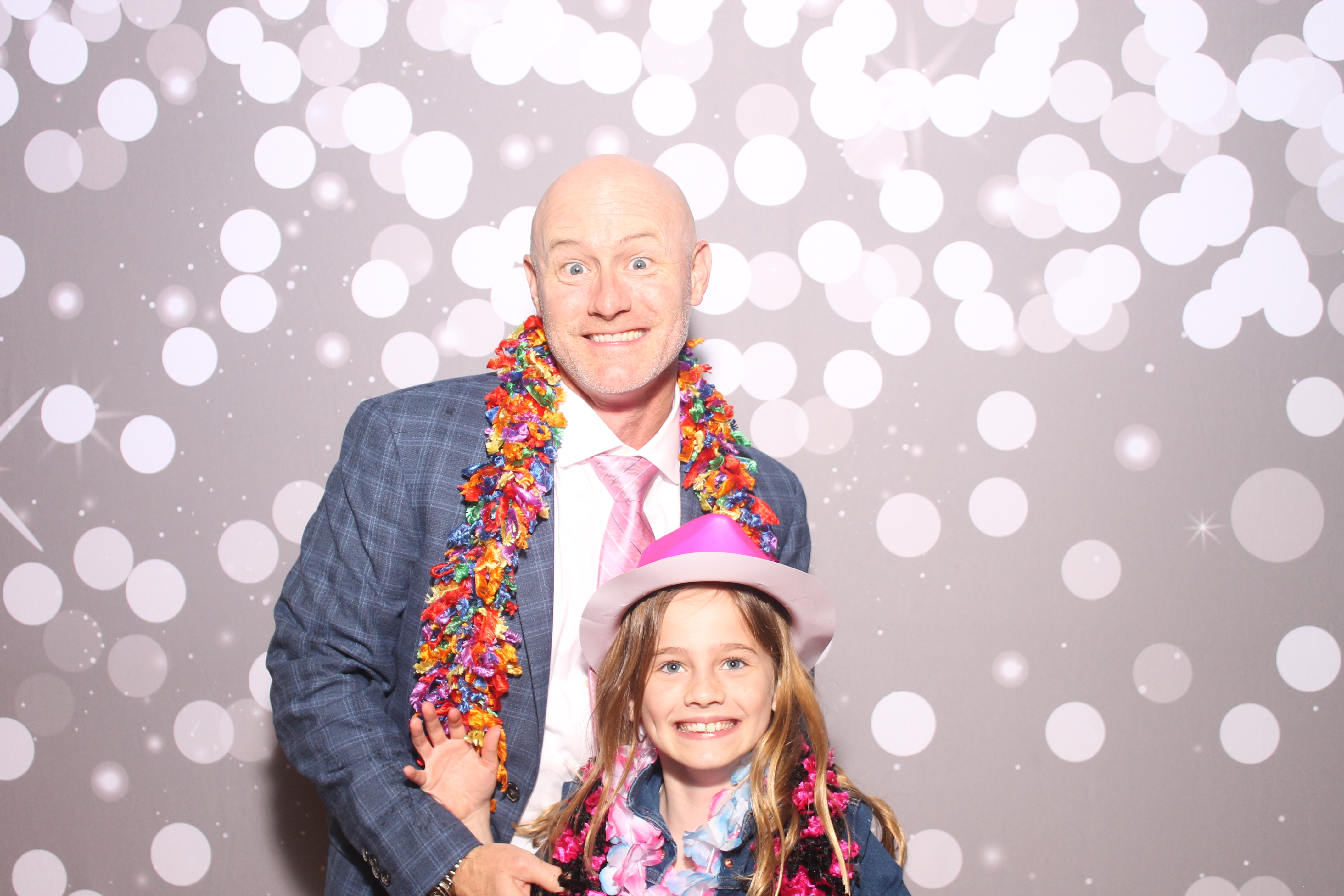 Mariemount Father Daughter Dance | View more photos from the event at gallery.photoboothcincy.com/u/PhotoBoothCincy/Mariemount-Father-Daughter-Dance-0