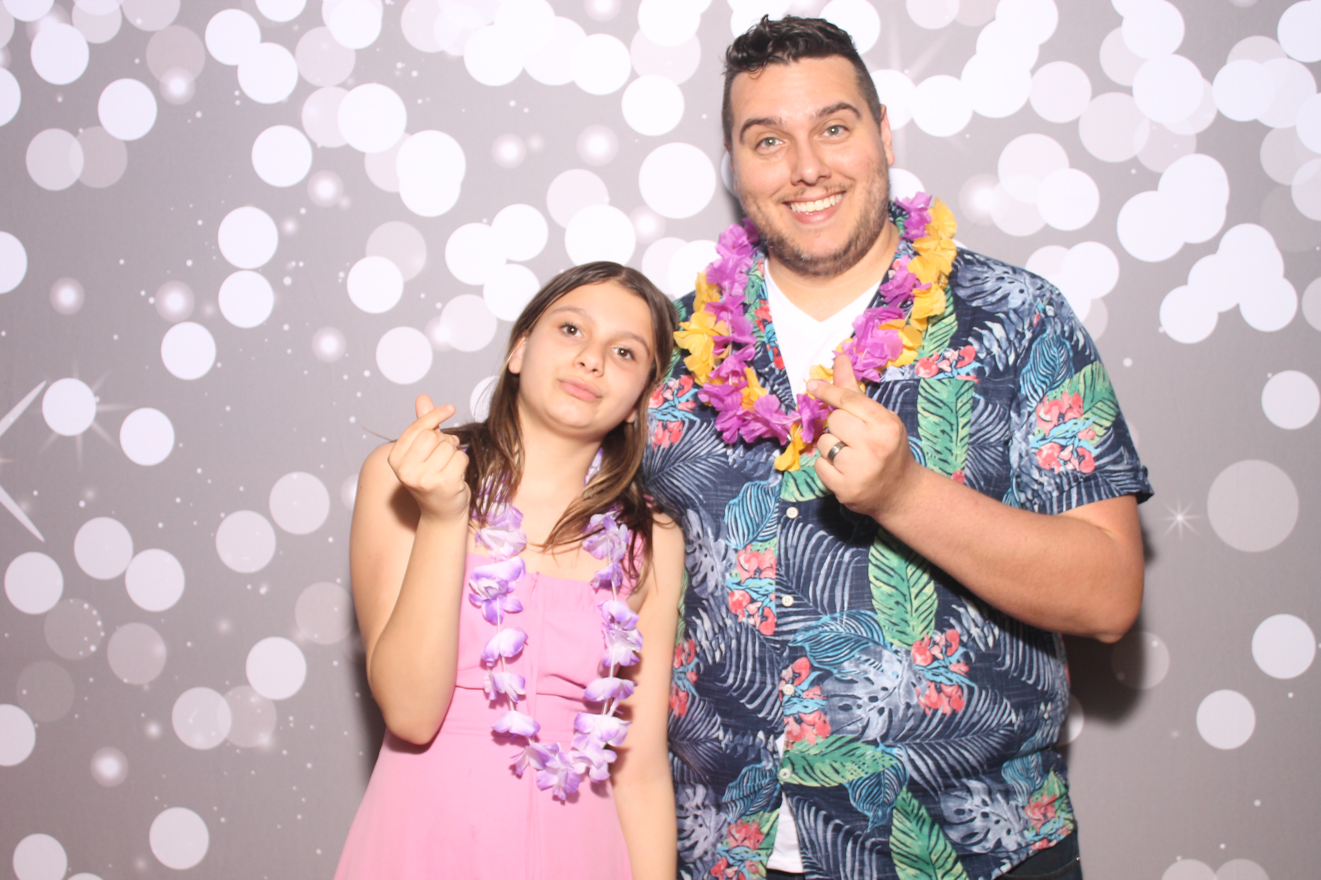 Mariemount Father Daughter Dance | View more photos from the event at gallery.photoboothcincy.com/u/PhotoBoothCincy/Mariemount-Father-Daughter-Dance-0