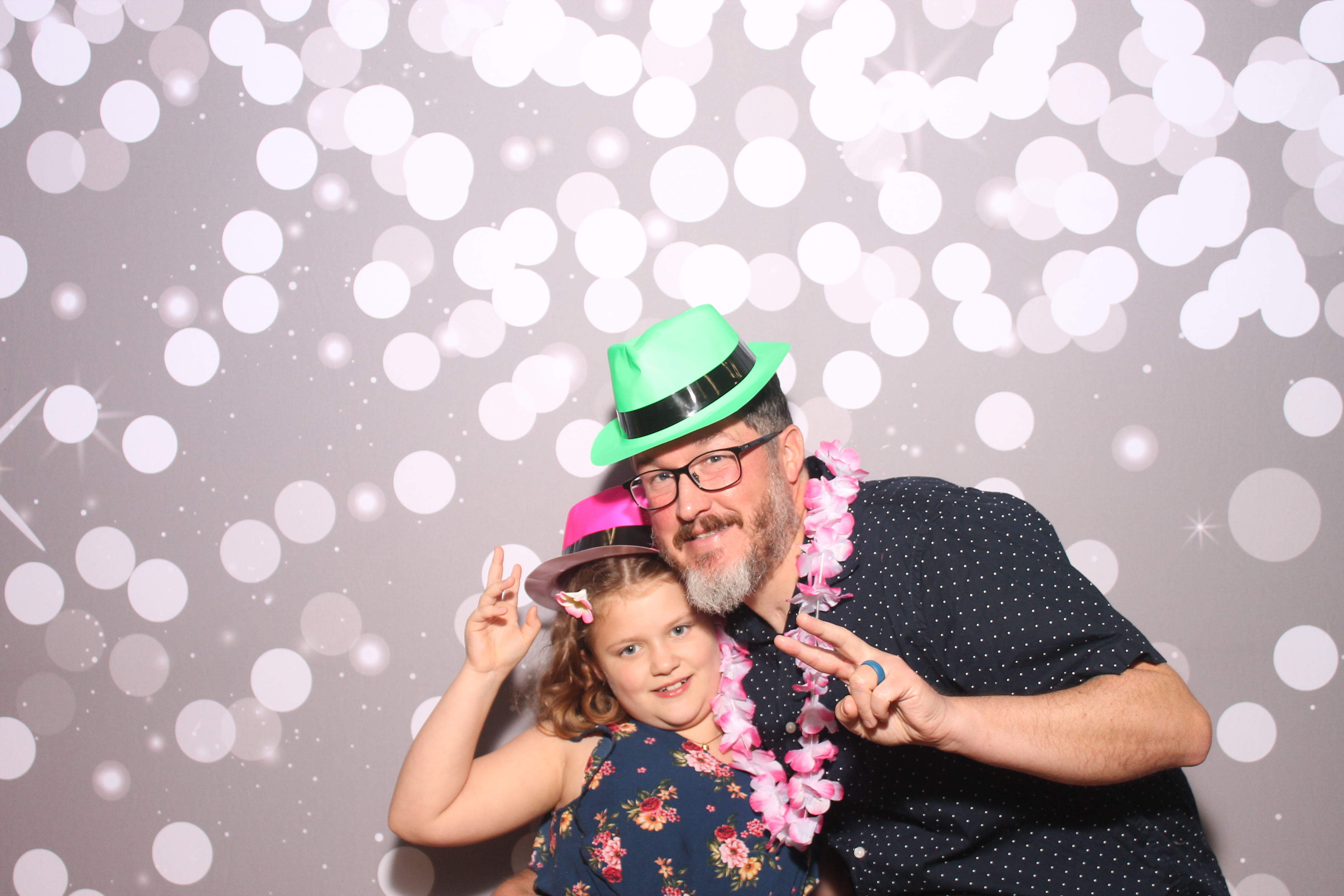 Mariemount Father Daughter Dance | View more photos from the event at gallery.photoboothcincy.com/u/PhotoBoothCincy/Mariemount-Father-Daughter-Dance-0
