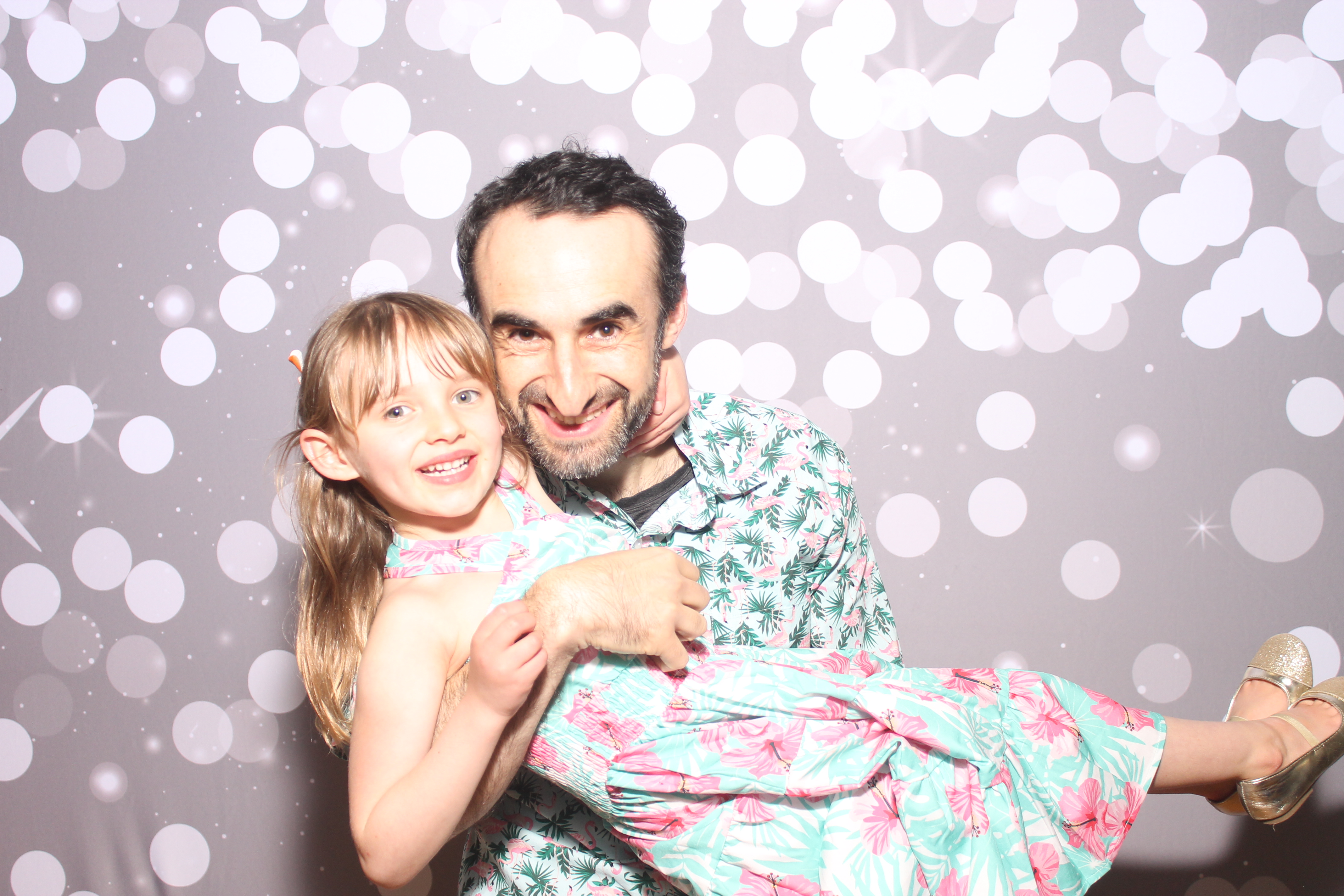 Mariemount Father Daughter Dance | View more photos from the event at gallery.photoboothcincy.com/u/PhotoBoothCincy/Mariemount-Father-Daughter-Dance-0
