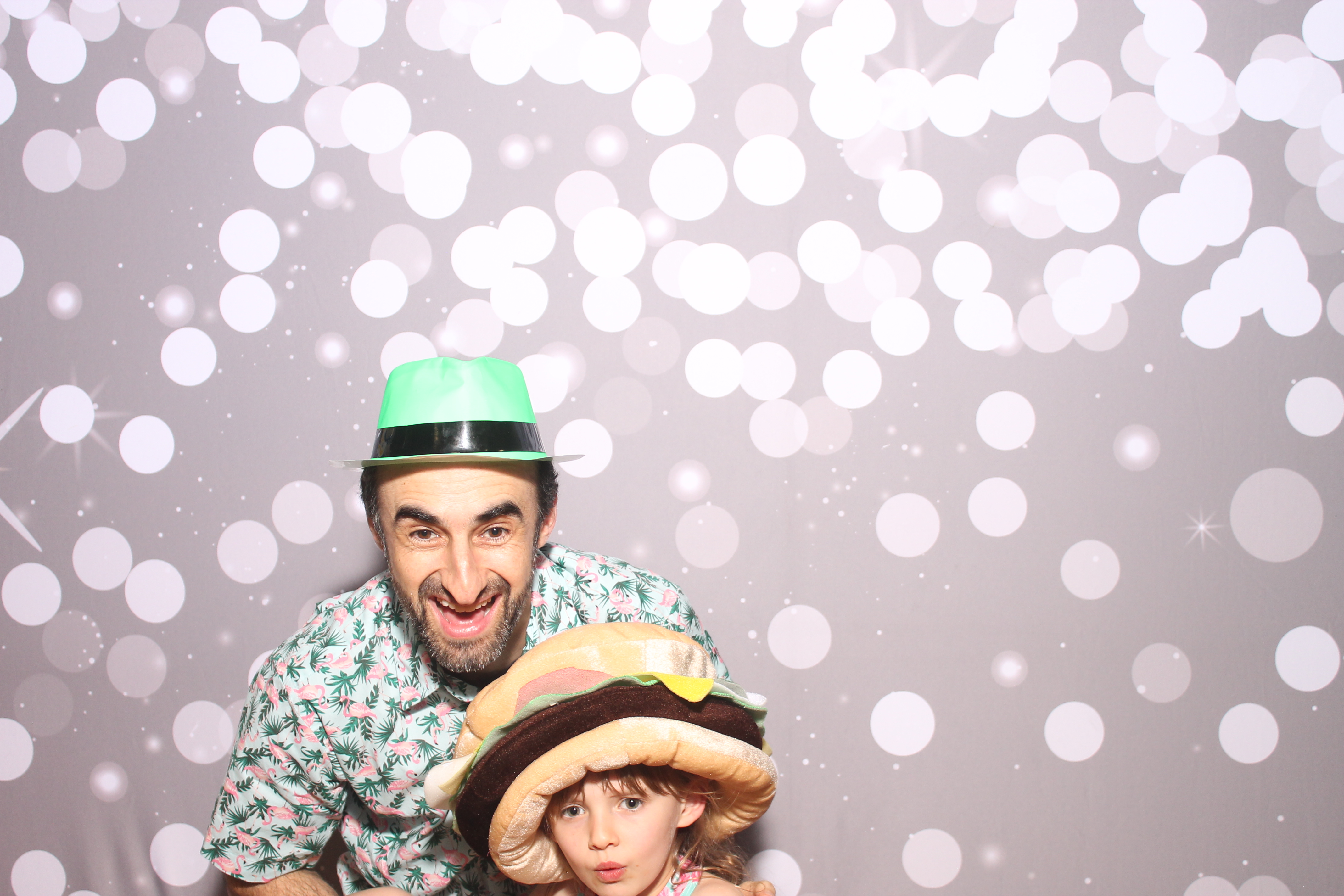 Mariemount Father Daughter Dance | View more photos from the event at gallery.photoboothcincy.com/u/PhotoBoothCincy/Mariemount-Father-Daughter-Dance-0