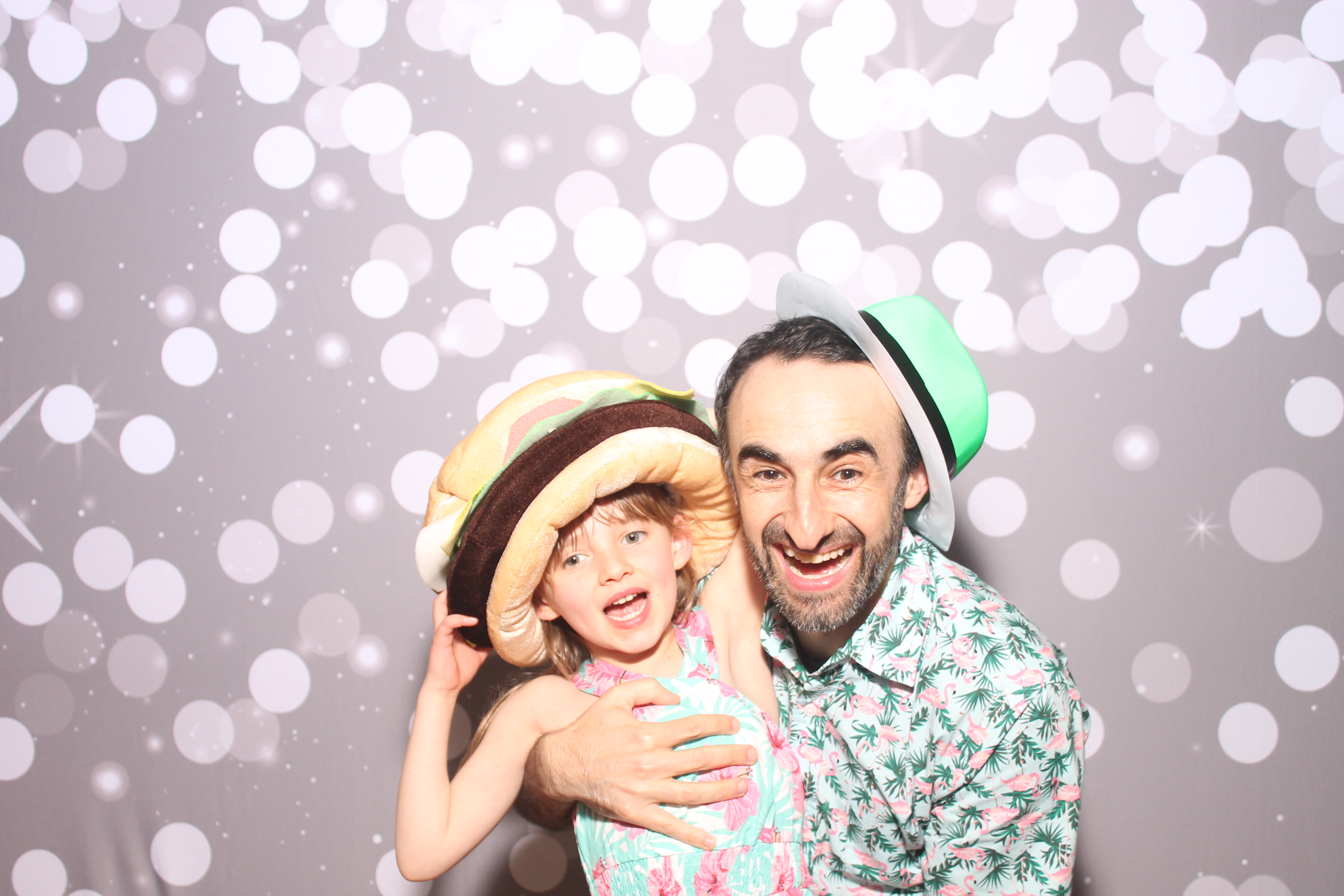 Mariemount Father Daughter Dance | View more photos from the event at gallery.photoboothcincy.com/u/PhotoBoothCincy/Mariemount-Father-Daughter-Dance-0