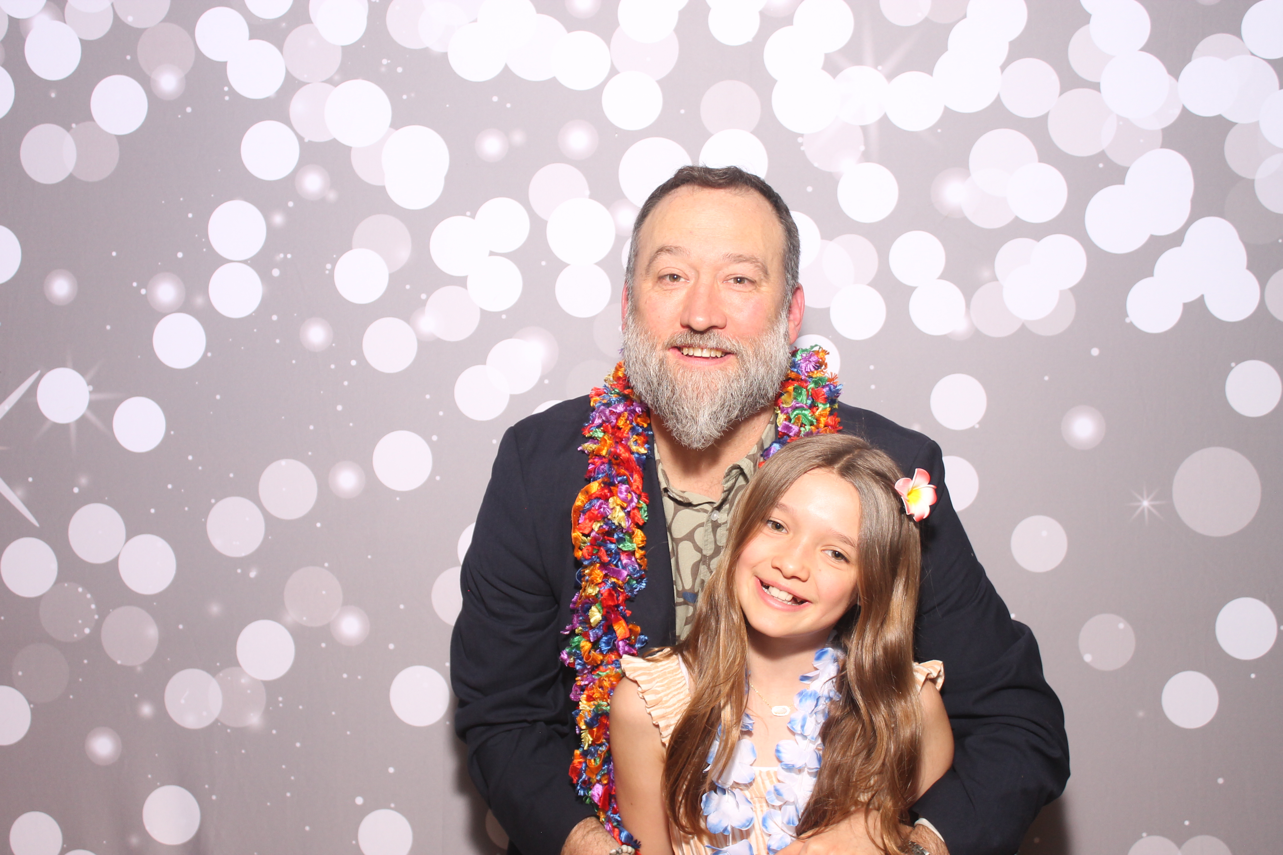 Mariemount Father Daughter Dance | View more photos from the event at gallery.photoboothcincy.com/u/PhotoBoothCincy/Mariemount-Father-Daughter-Dance-0