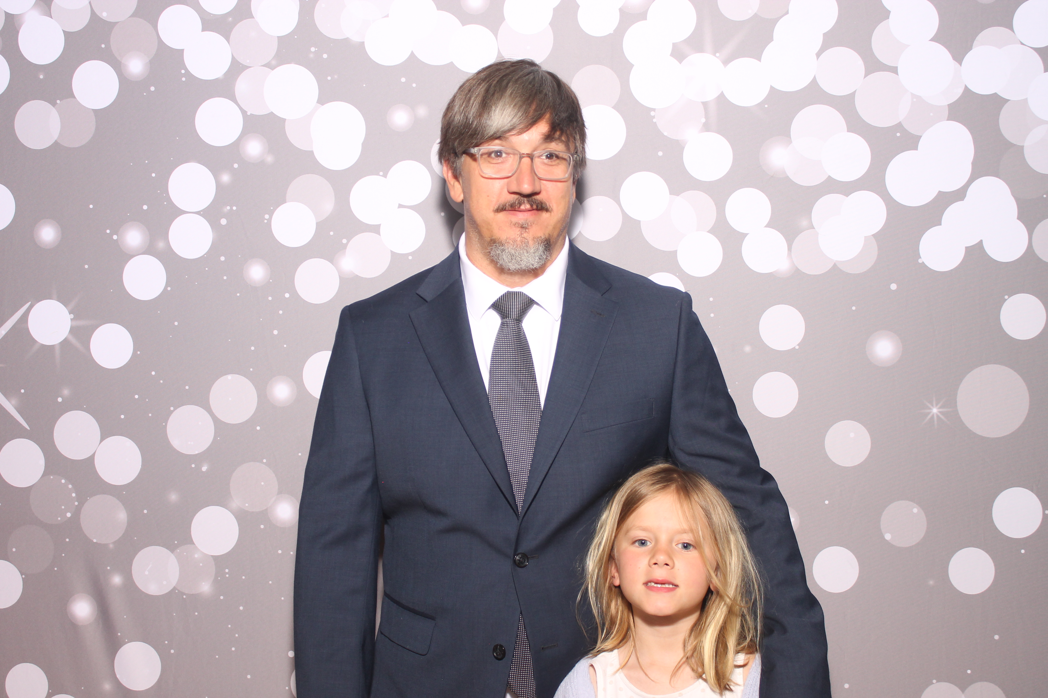 Mariemount Father Daughter Dance | View more photos from the event at gallery.photoboothcincy.com/u/PhotoBoothCincy/Mariemount-Father-Daughter-Dance-0
