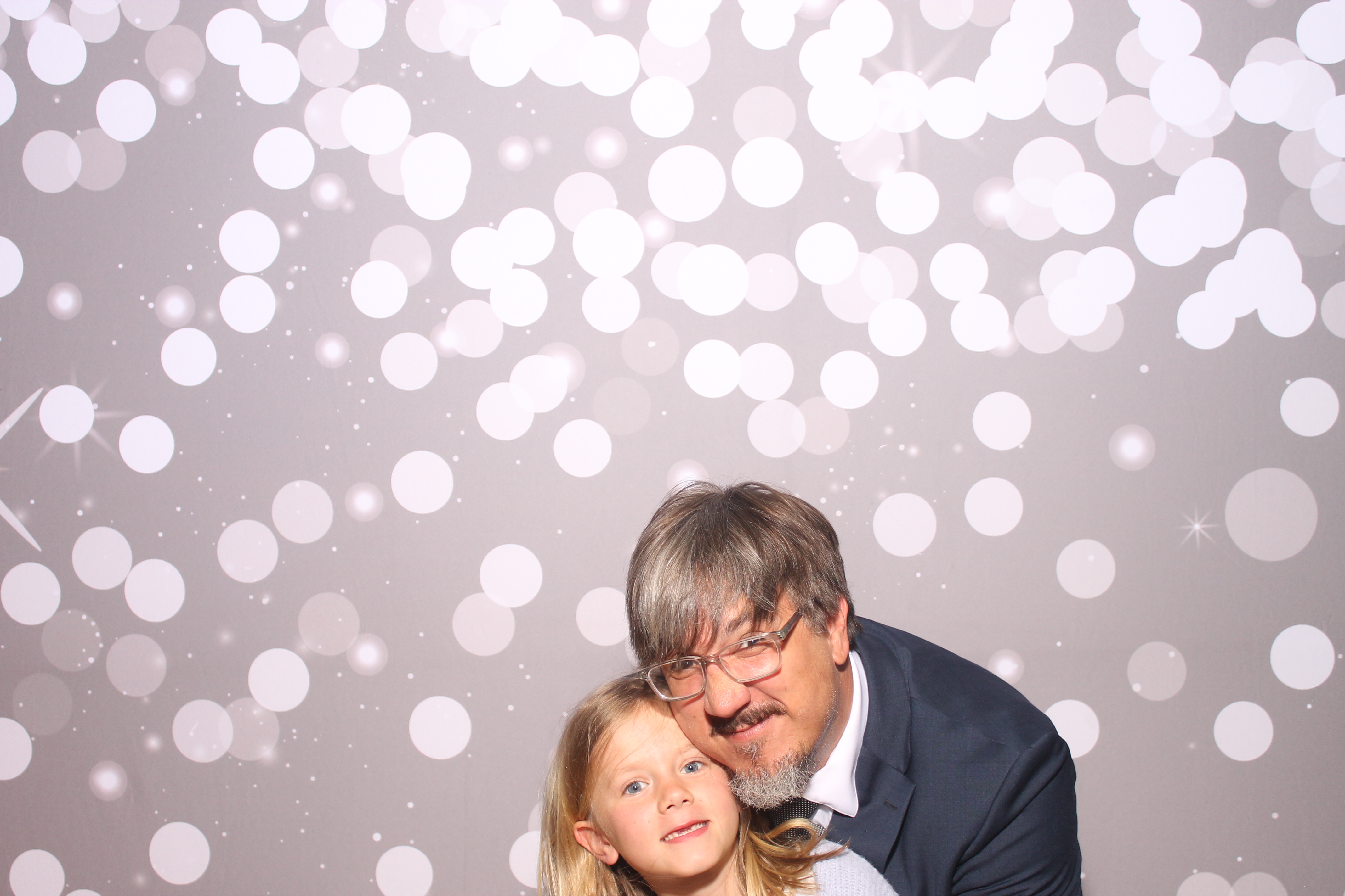 Mariemount Father Daughter Dance | View more photos from the event at gallery.photoboothcincy.com/u/PhotoBoothCincy/Mariemount-Father-Daughter-Dance-0