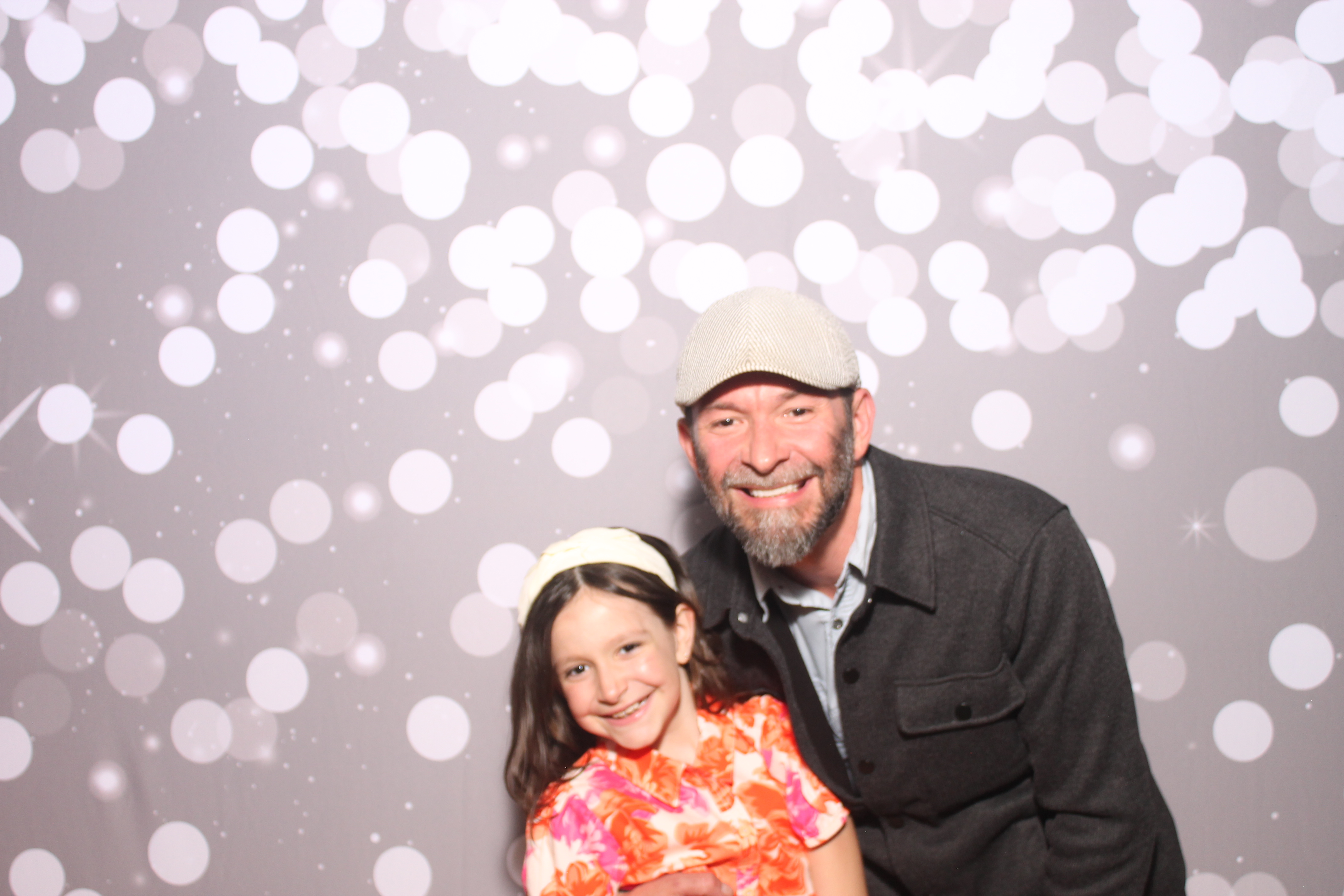 Mariemount Father Daughter Dance | View more photos from the event at gallery.photoboothcincy.com/u/PhotoBoothCincy/Mariemount-Father-Daughter-Dance-0