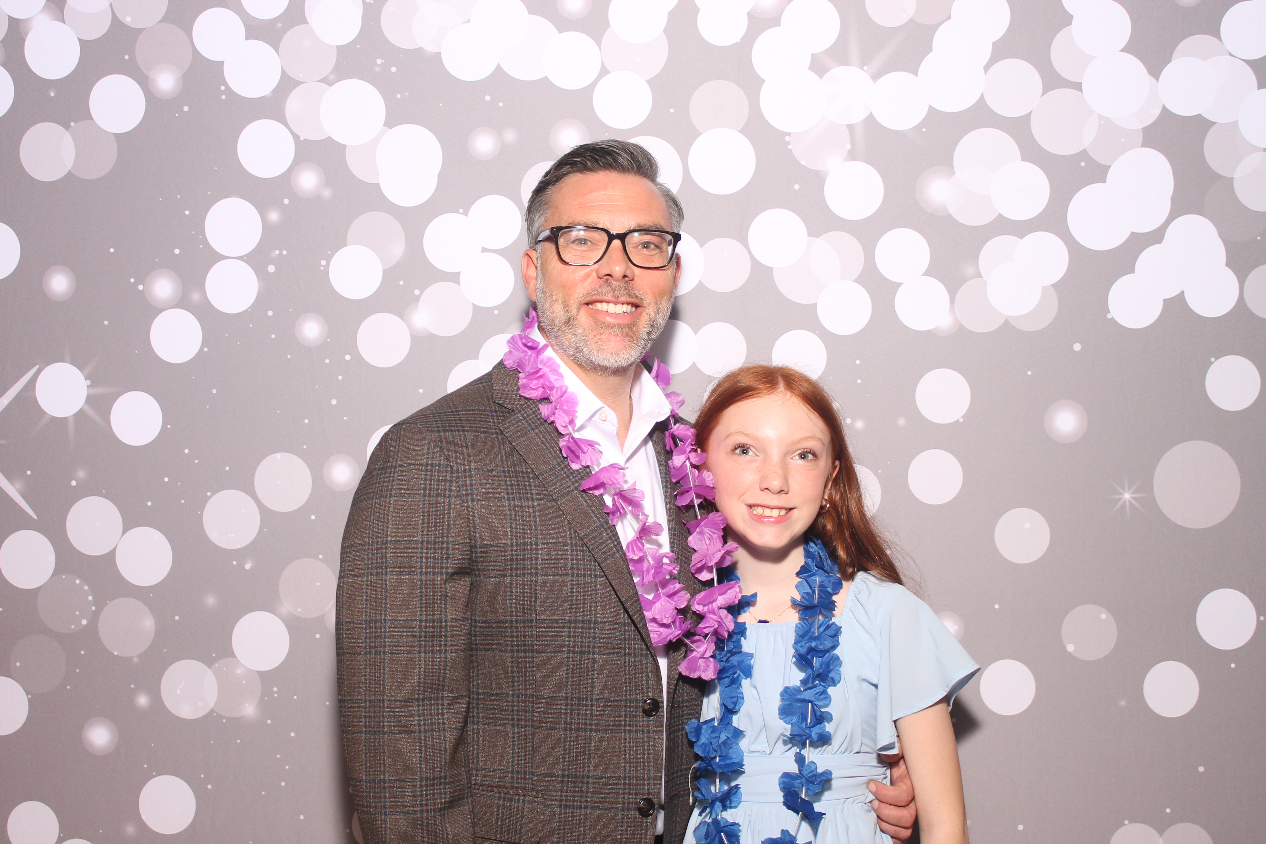 Mariemount Father Daughter Dance | View more photos from the event at gallery.photoboothcincy.com/u/PhotoBoothCincy/Mariemount-Father-Daughter-Dance-0