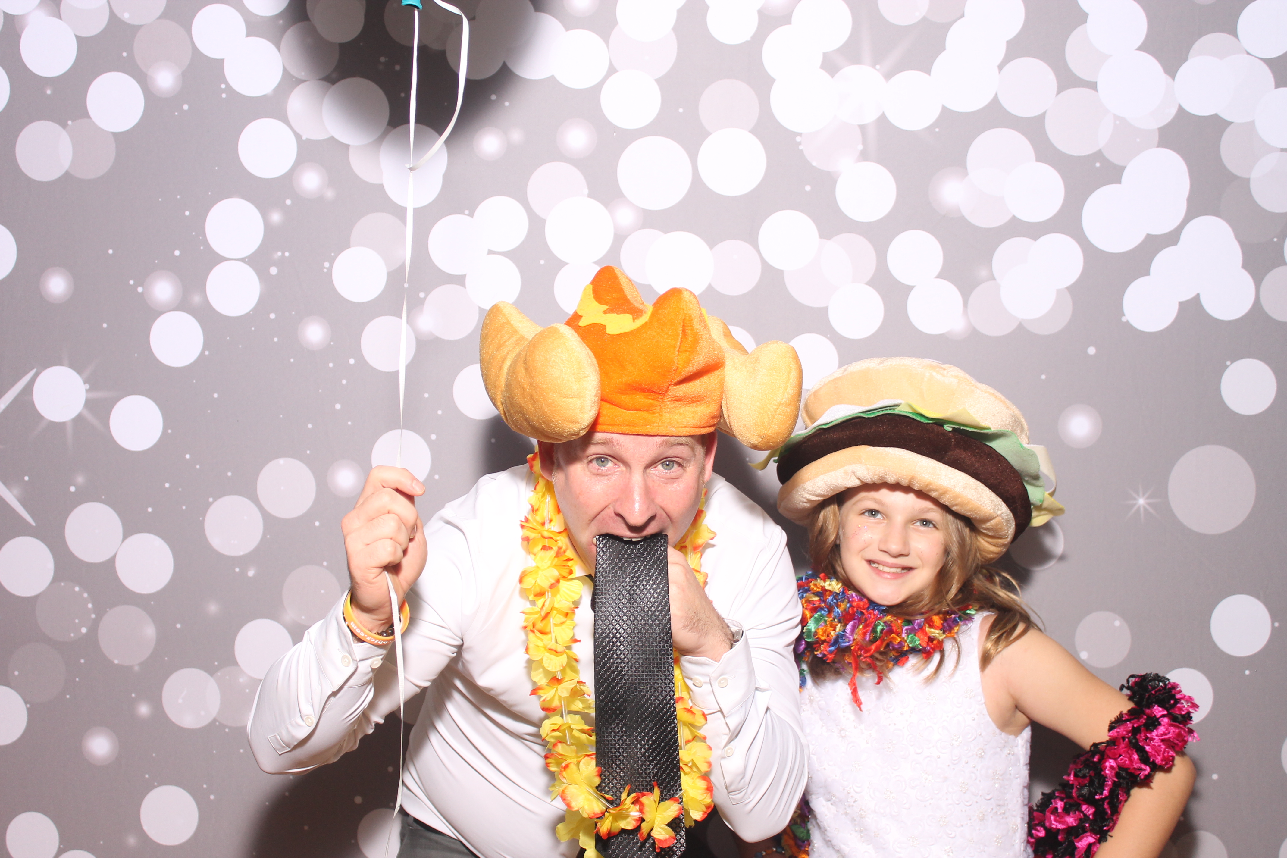 Mariemount Father Daughter Dance | View more photos from the event at gallery.photoboothcincy.com/u/PhotoBoothCincy/Mariemount-Father-Daughter-Dance-0