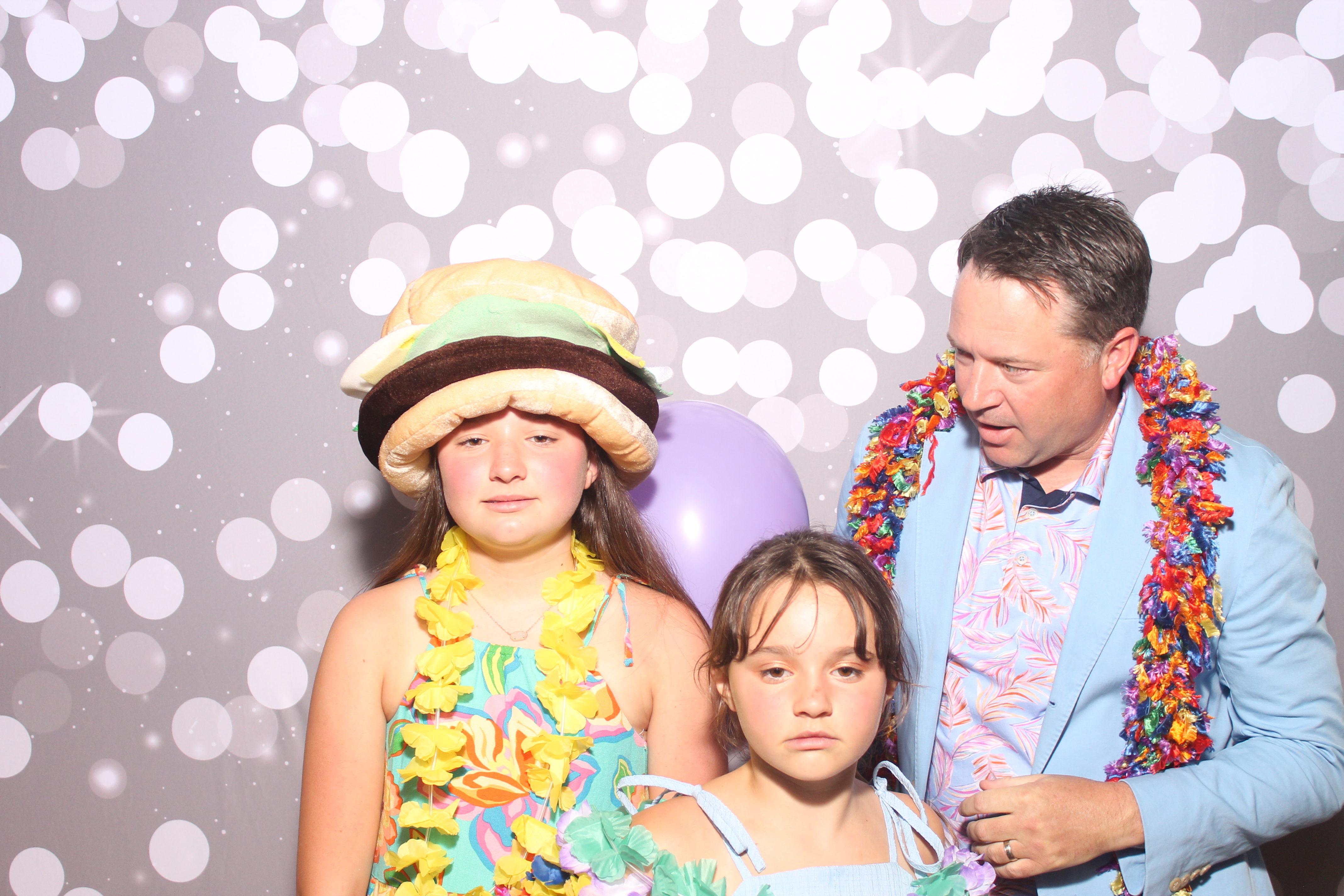 Mariemount Father Daughter Dance | View more photos from the event at gallery.photoboothcincy.com/u/PhotoBoothCincy/Mariemount-Father-Daughter-Dance-0