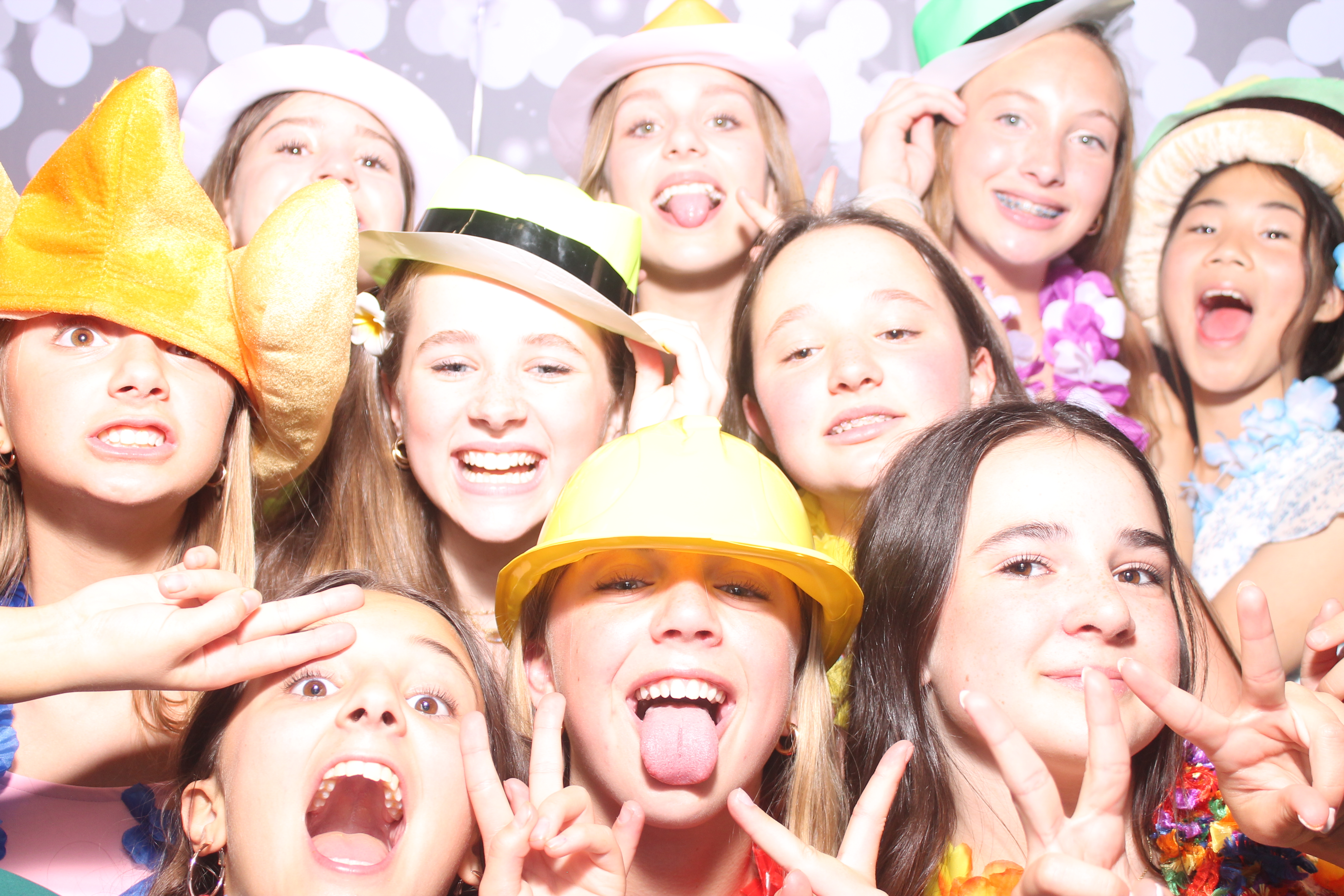 Mariemount Father Daughter Dance | View more photos from the event at gallery.photoboothcincy.com/u/PhotoBoothCincy/Mariemount-Father-Daughter-Dance-0
