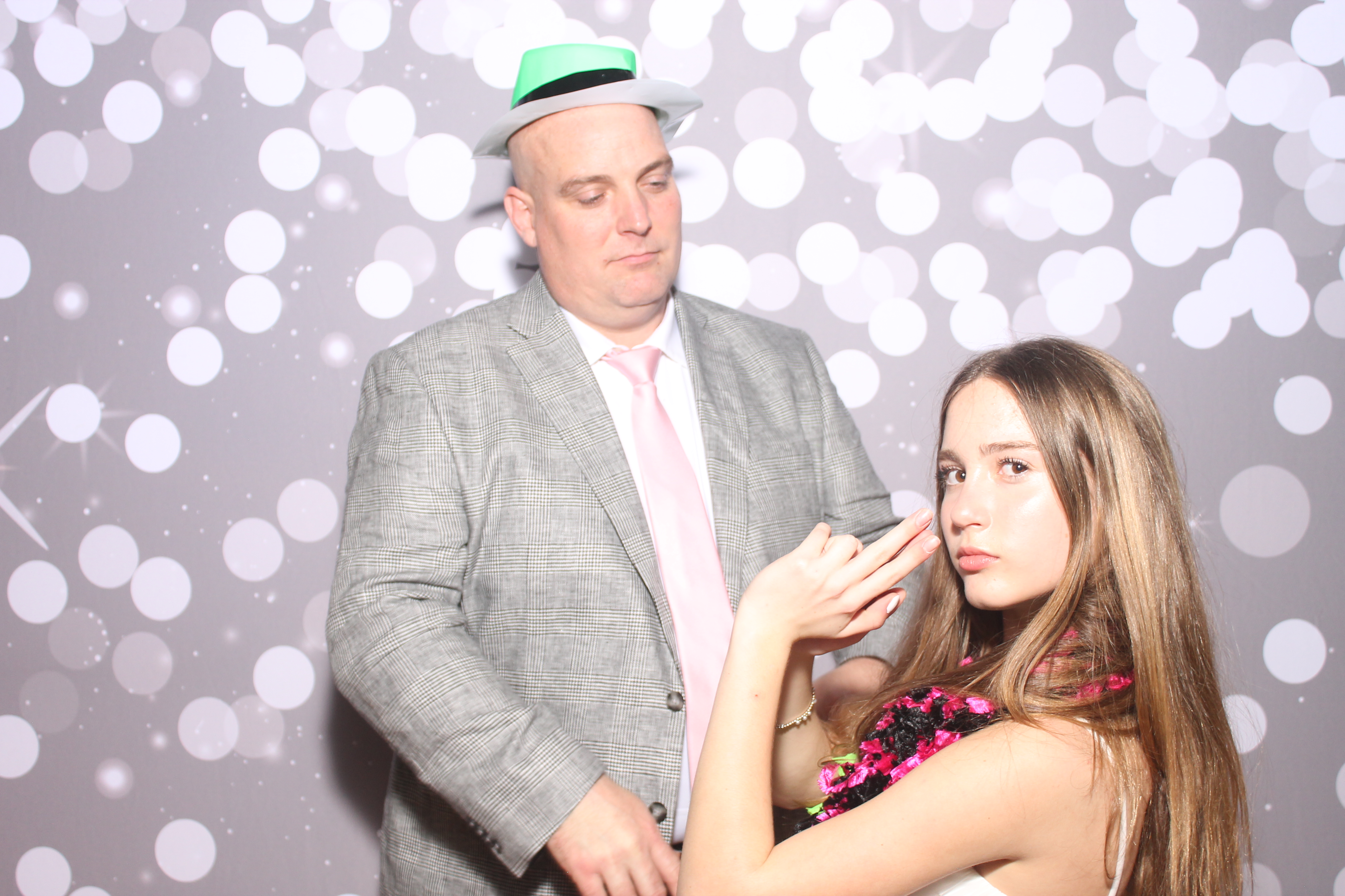 Mariemount Father Daughter Dance | View more photos from the event at gallery.photoboothcincy.com/u/PhotoBoothCincy/Mariemount-Father-Daughter-Dance-0