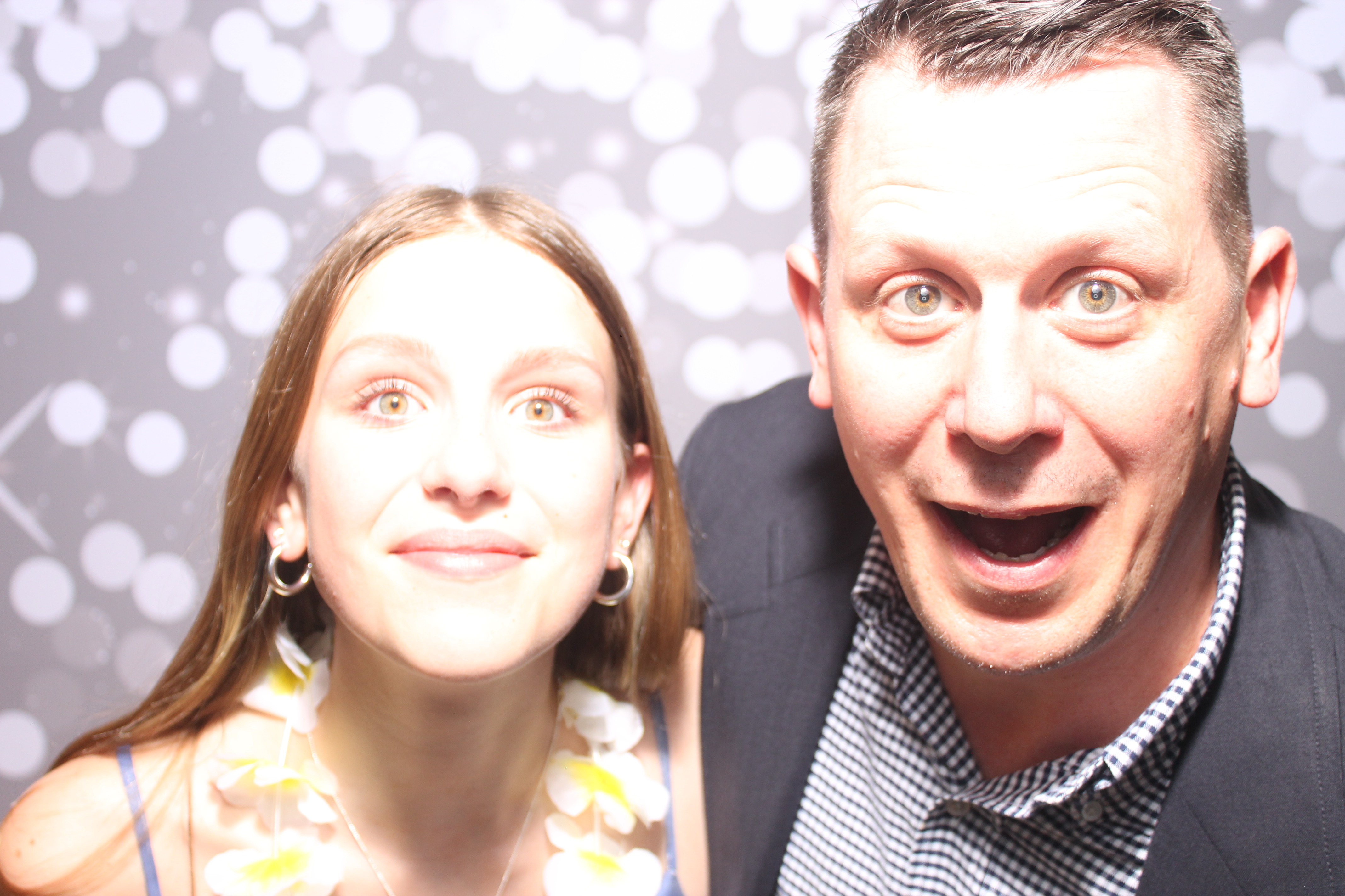 Mariemount Father Daughter Dance | View more photos from the event at gallery.photoboothcincy.com/u/PhotoBoothCincy/Mariemount-Father-Daughter-Dance-0