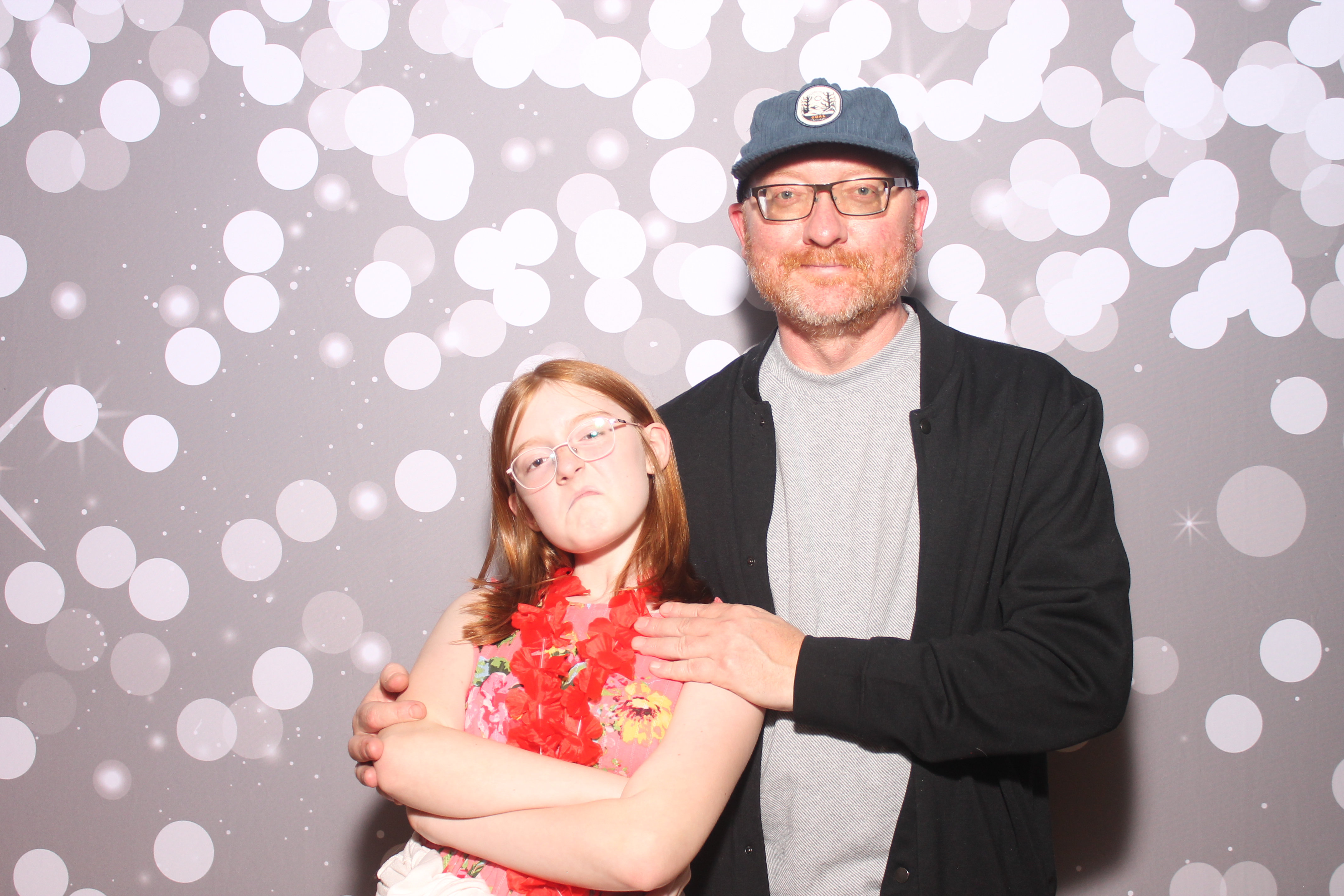 Mariemount Father Daughter Dance | View more photos from the event at gallery.photoboothcincy.com/u/PhotoBoothCincy/Mariemount-Father-Daughter-Dance-0