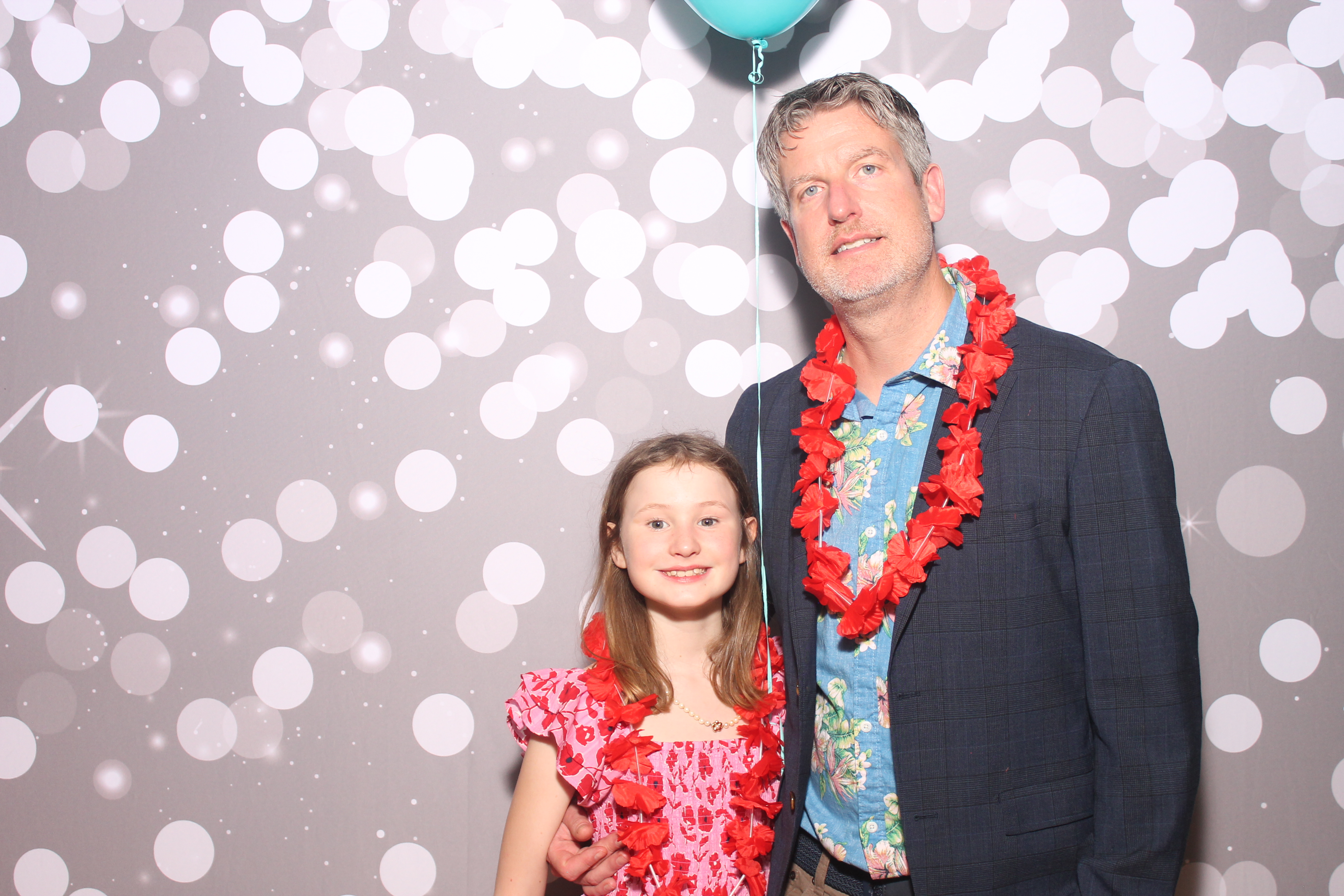 Mariemount Father Daughter Dance | View more photos from the event at gallery.photoboothcincy.com/u/PhotoBoothCincy/Mariemount-Father-Daughter-Dance-0
