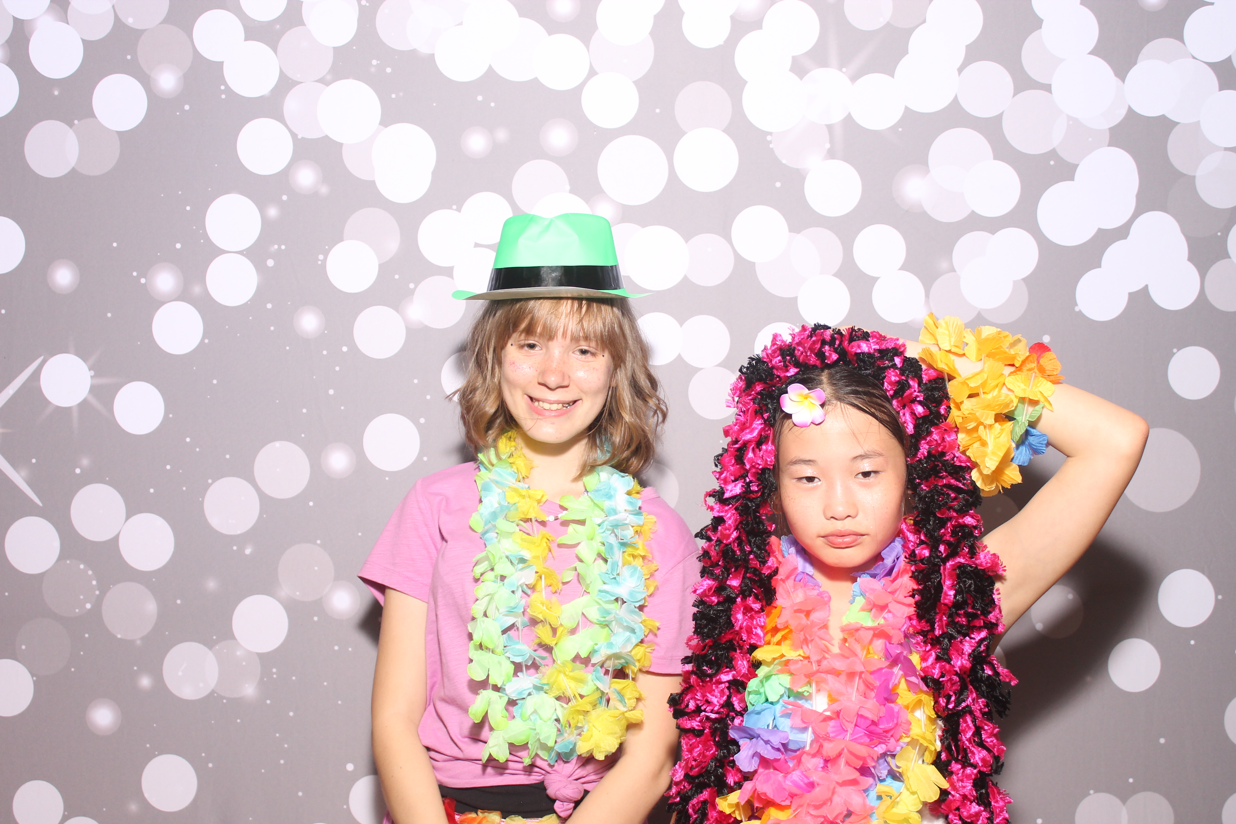 Mariemount Father Daughter Dance | View more photos from the event at gallery.photoboothcincy.com/u/PhotoBoothCincy/Mariemount-Father-Daughter-Dance-0