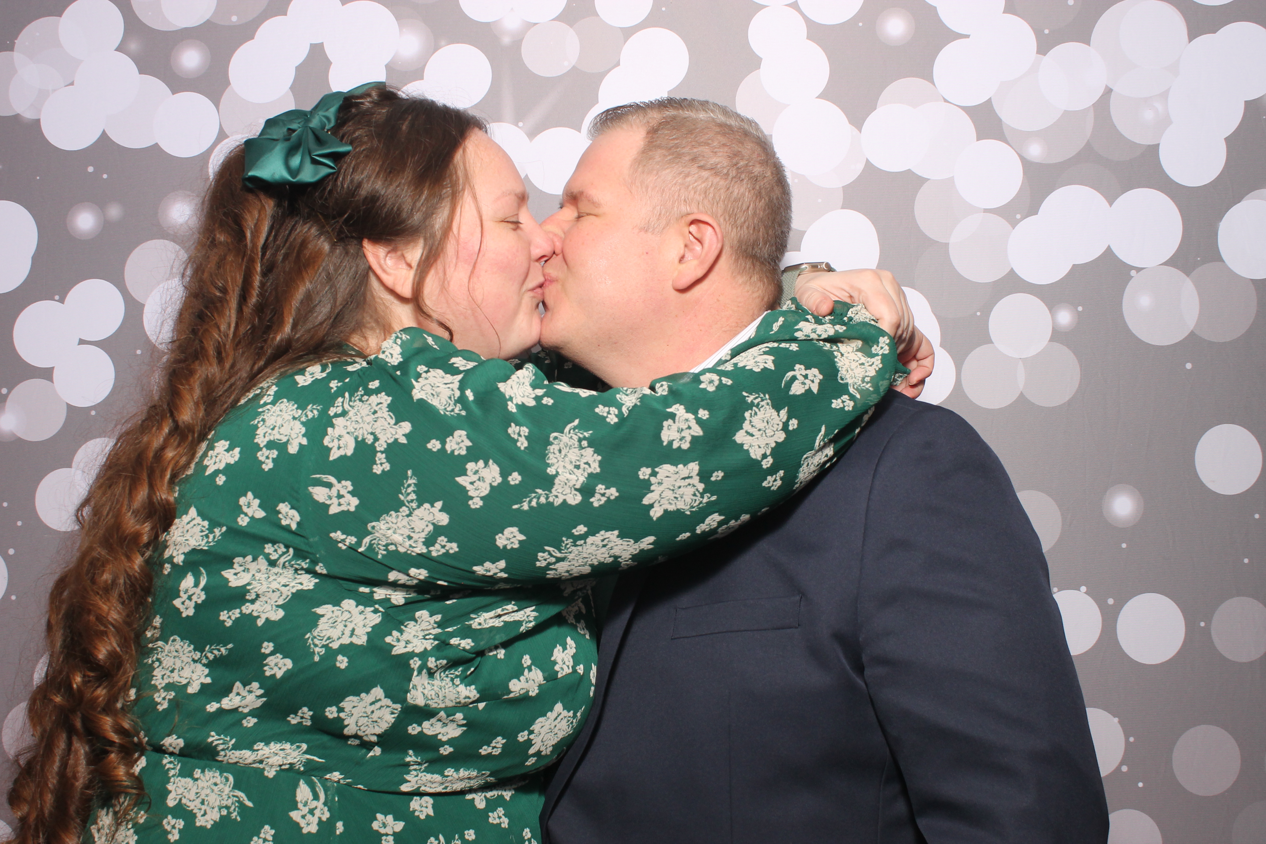 Marriage Focus  | View more photos from the event at gallery.photoboothcincy.com/u/PhotoBoothCincy/Marriage-Focus