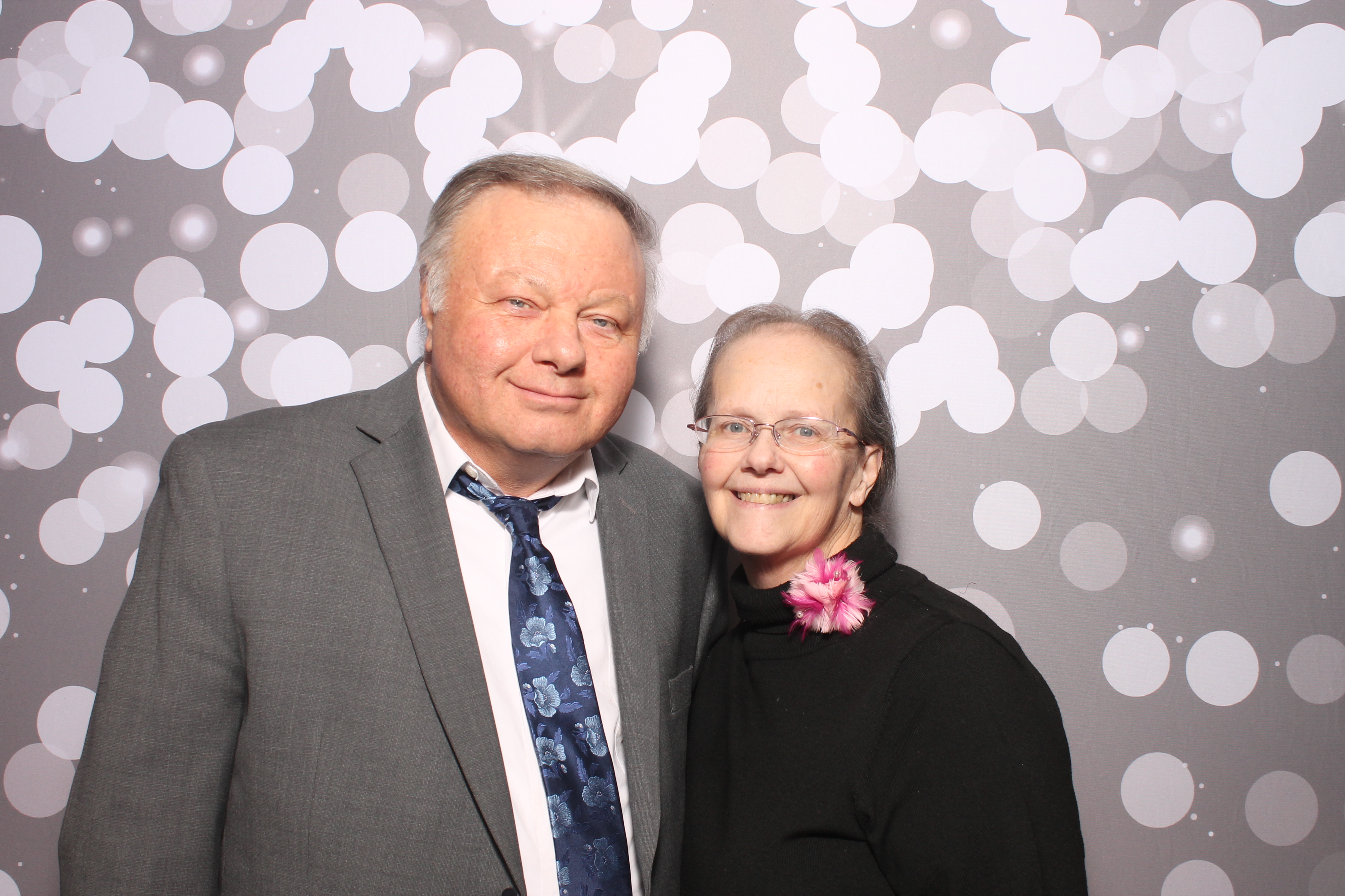 Marriage Focus  | View more photos from the event at gallery.photoboothcincy.com/u/PhotoBoothCincy/Marriage-Focus