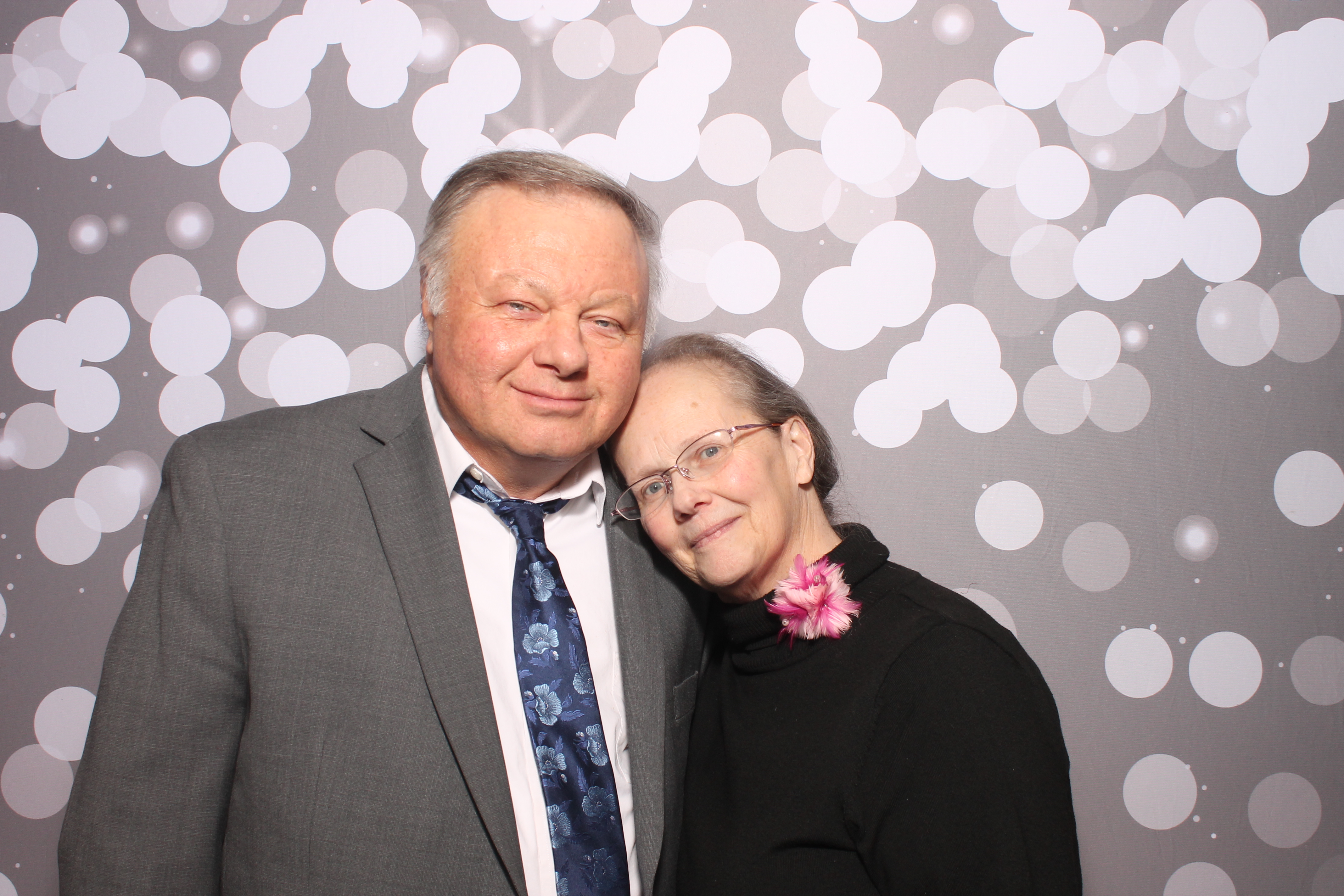 Marriage Focus  | View more photos from the event at gallery.photoboothcincy.com/u/PhotoBoothCincy/Marriage-Focus