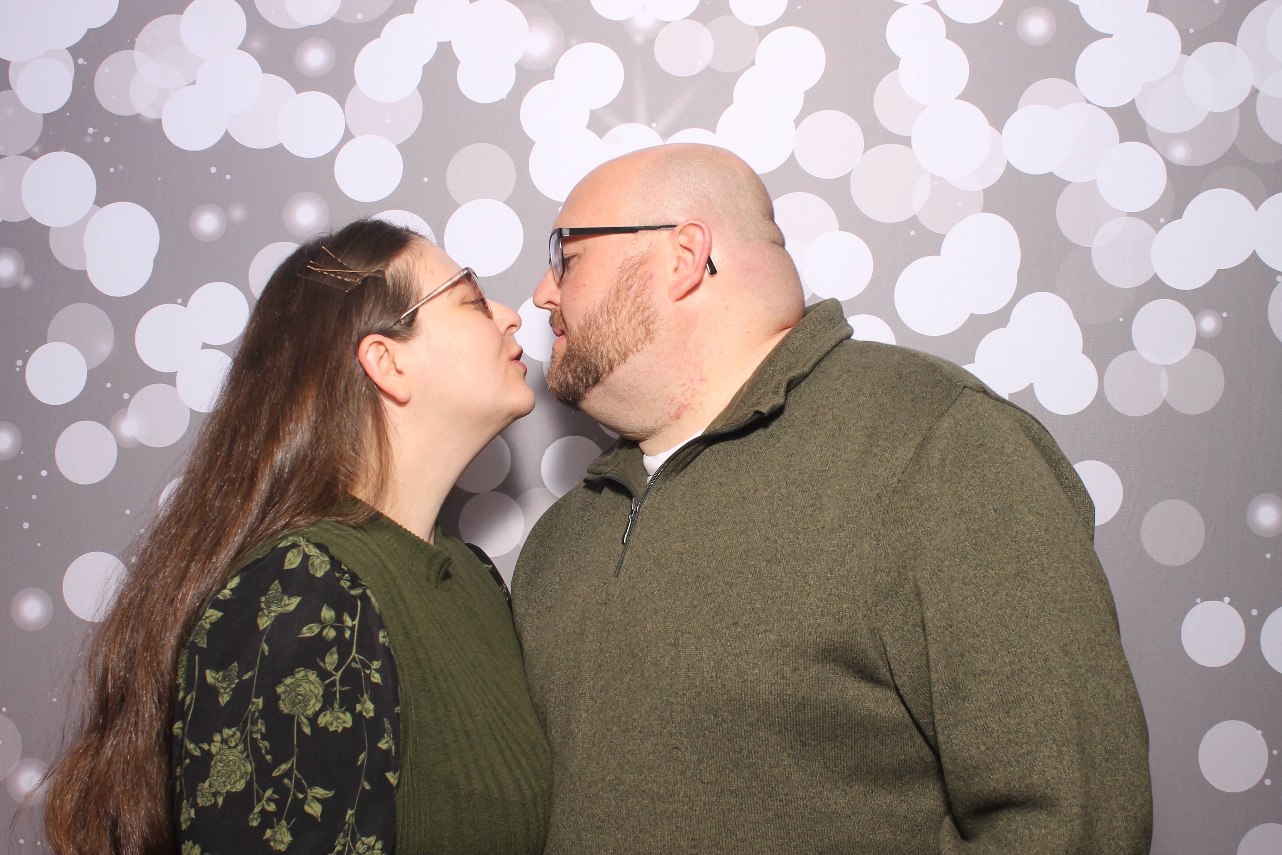 Marriage Focus  | View more photos from the event at gallery.photoboothcincy.com/u/PhotoBoothCincy/Marriage-Focus