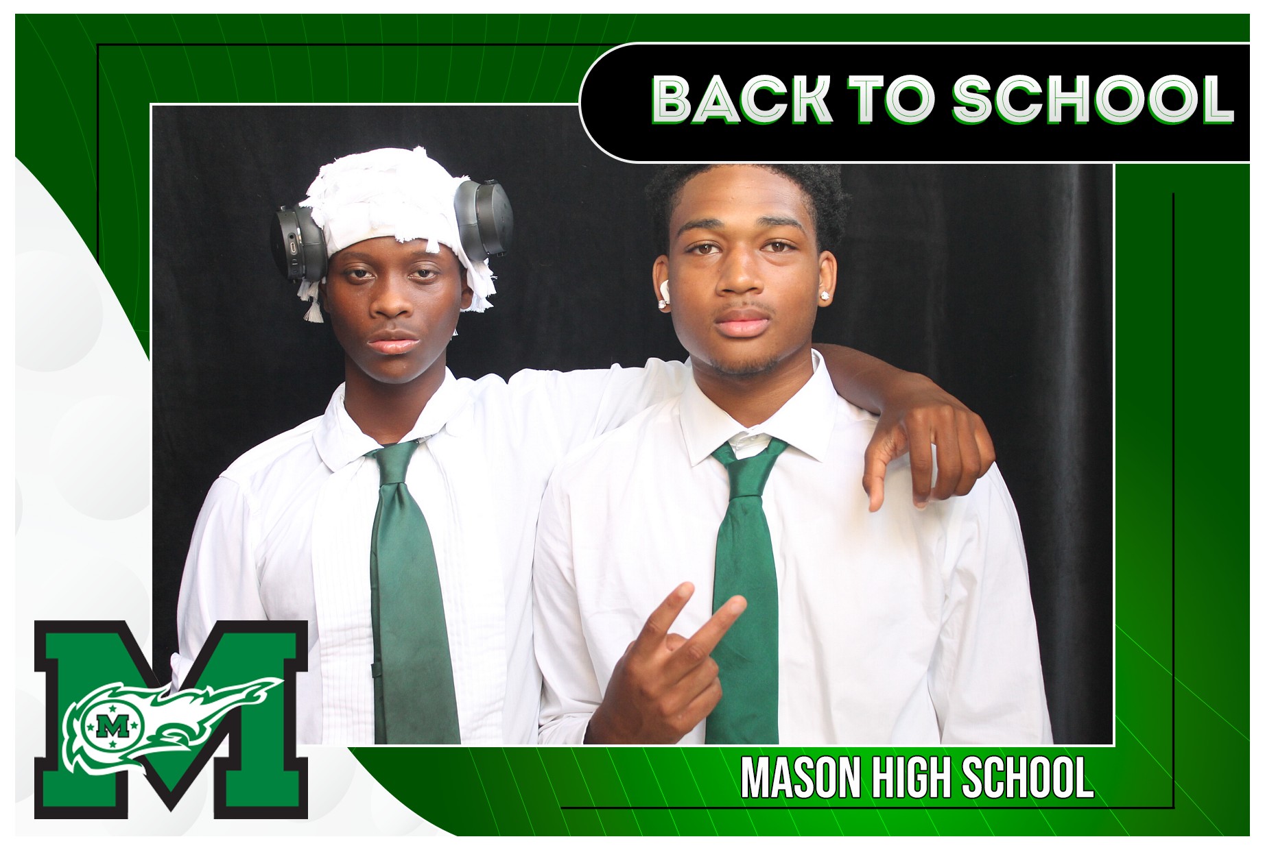 Mason HS First 2 Days | View more photos from the event at gallery.photoboothcincy.com/u/PhotoBoothCincy/Mason-HS-First-2-Days