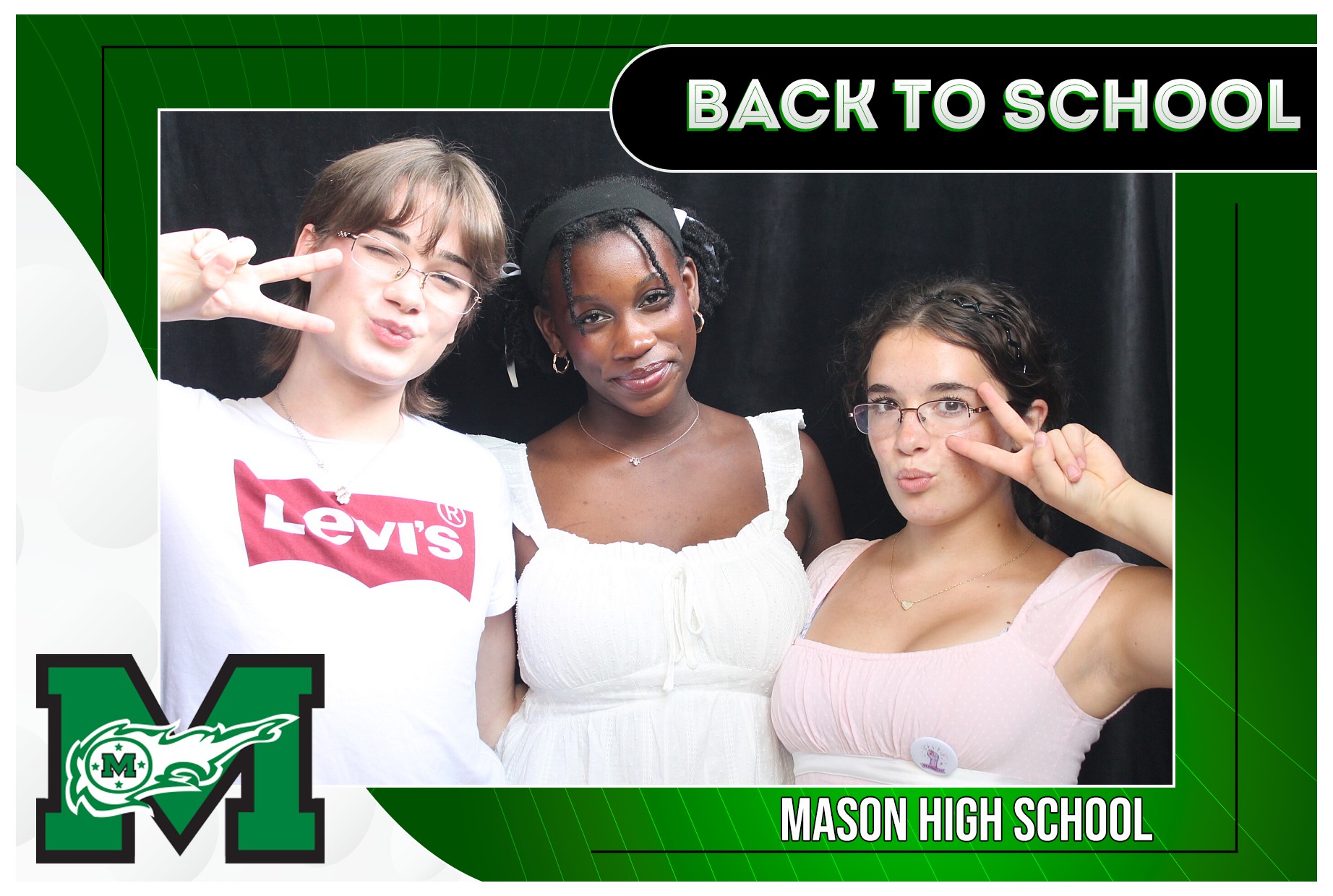 Mason HS First 2 Days | View more photos from the event at gallery.photoboothcincy.com/u/PhotoBoothCincy/Mason-HS-First-2-Days
