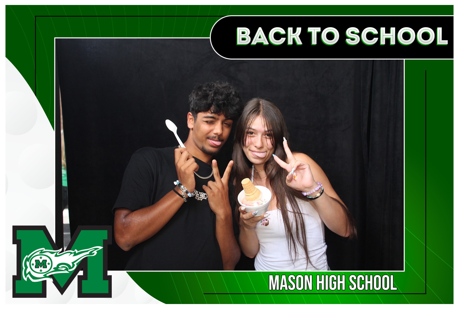 Mason HS First 2 Days | View more photos from the event at gallery.photoboothcincy.com/u/PhotoBoothCincy/Mason-HS-First-2-Days