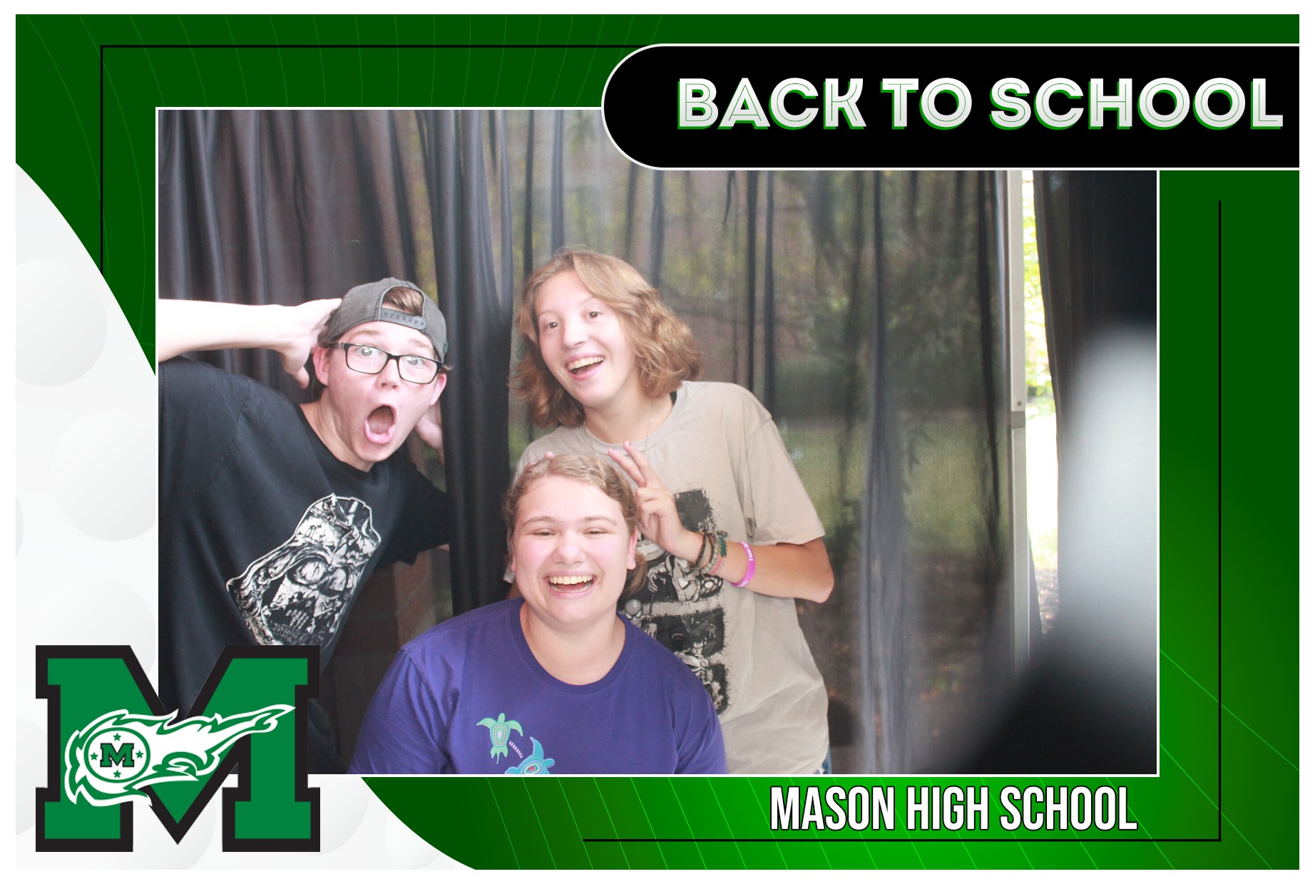 Mason HS First 2 Days | View more photos from the event at gallery.photoboothcincy.com/u/PhotoBoothCincy/Mason-HS-First-2-Days
