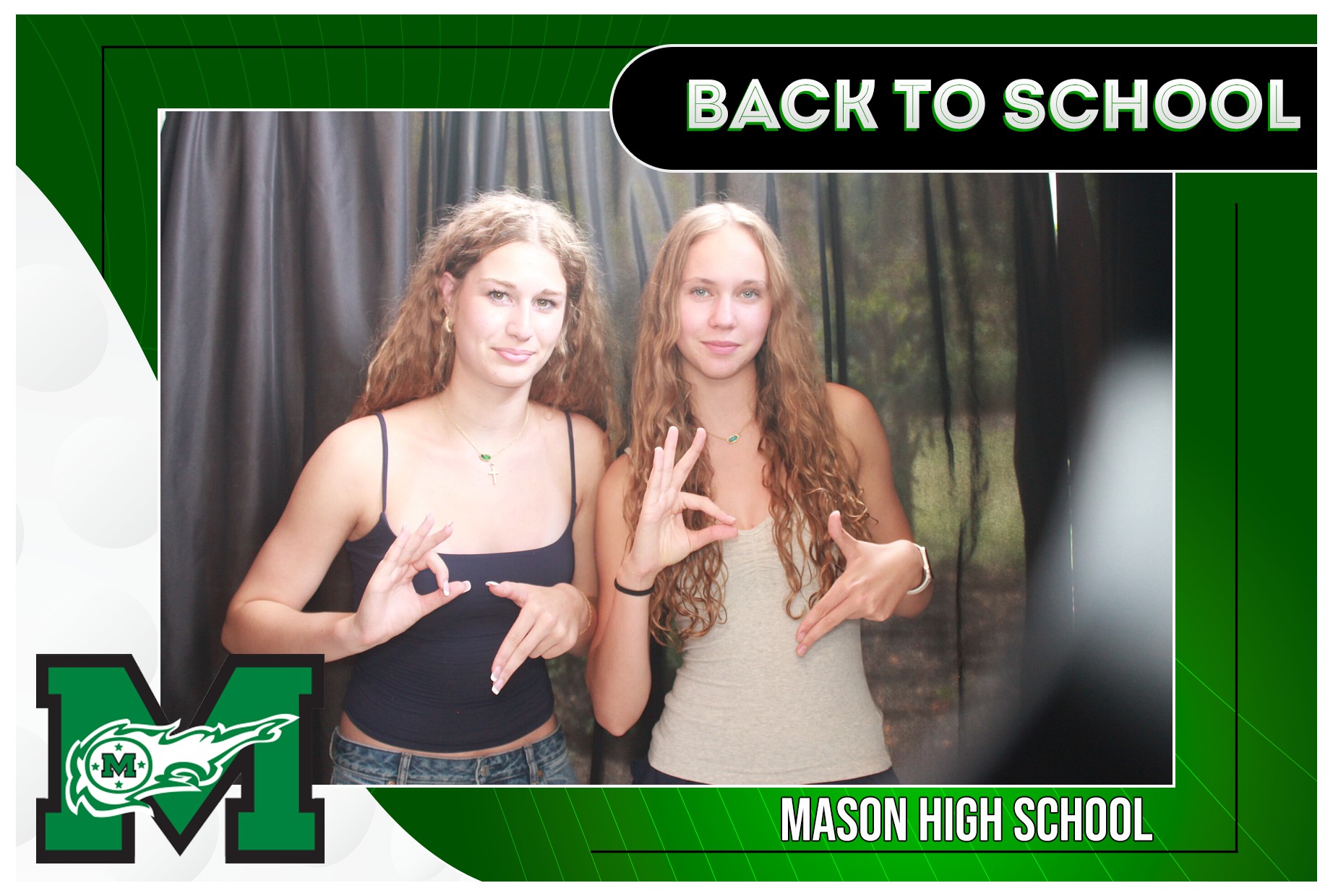 Mason HS First 2 Days | View more photos from the event at gallery.photoboothcincy.com/u/PhotoBoothCincy/Mason-HS-First-2-Days