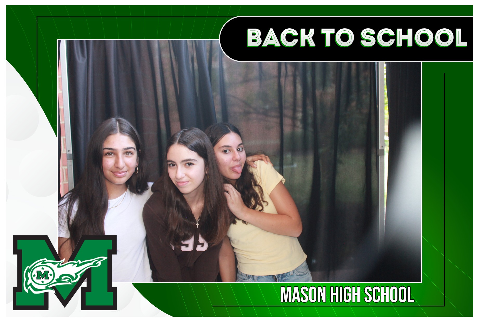 Mason HS First 2 Days | View more photos from the event at gallery.photoboothcincy.com/u/PhotoBoothCincy/Mason-HS-First-2-Days