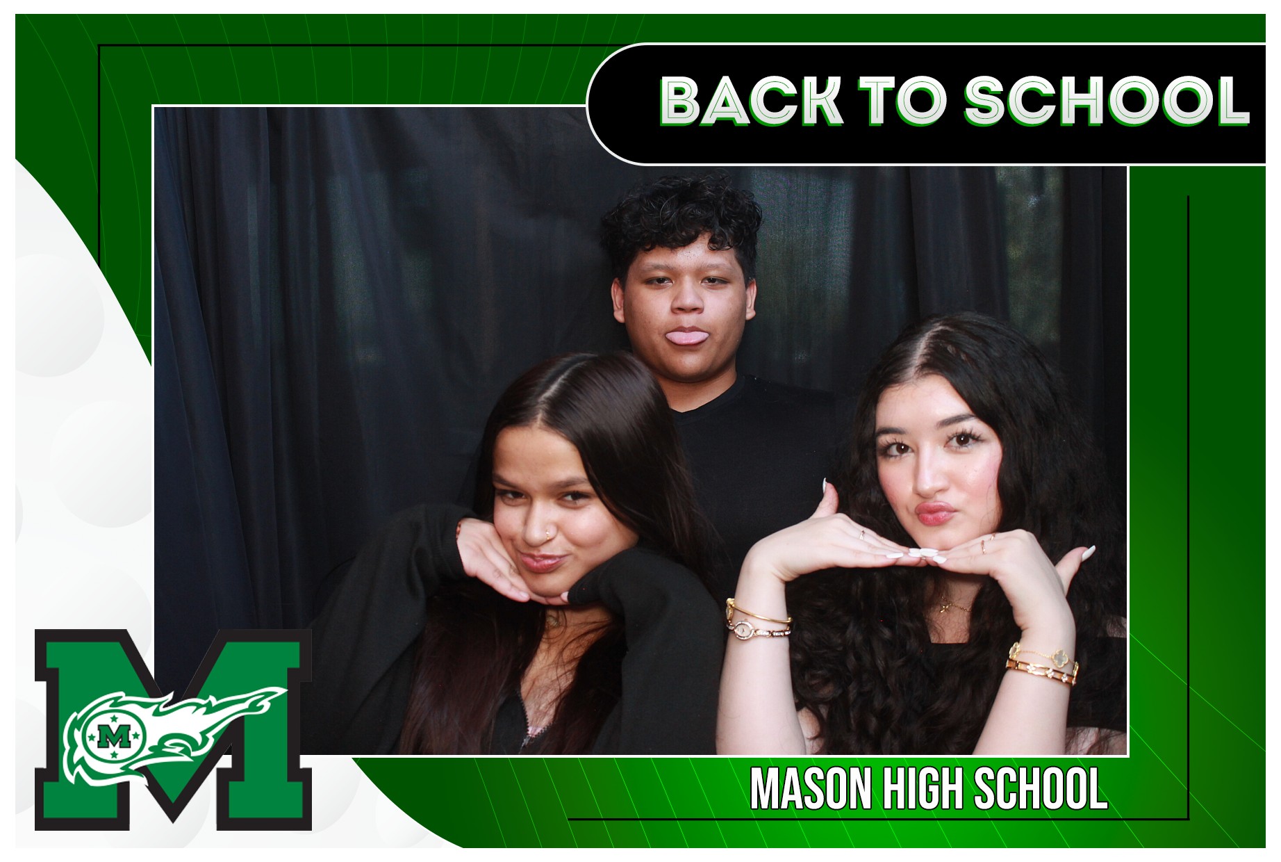 Mason HS First 2 Days | View more photos from the event at gallery.photoboothcincy.com/u/PhotoBoothCincy/Mason-HS-First-2-Days