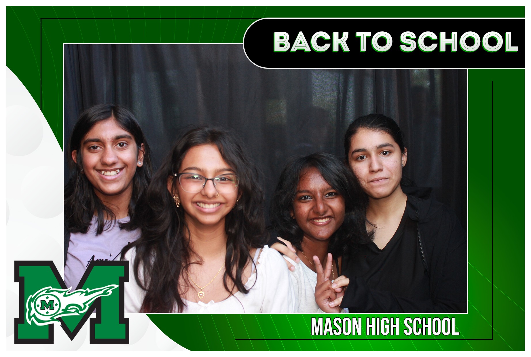 Mason HS First 2 Days | View more photos from the event at gallery.photoboothcincy.com/u/PhotoBoothCincy/Mason-HS-First-2-Days