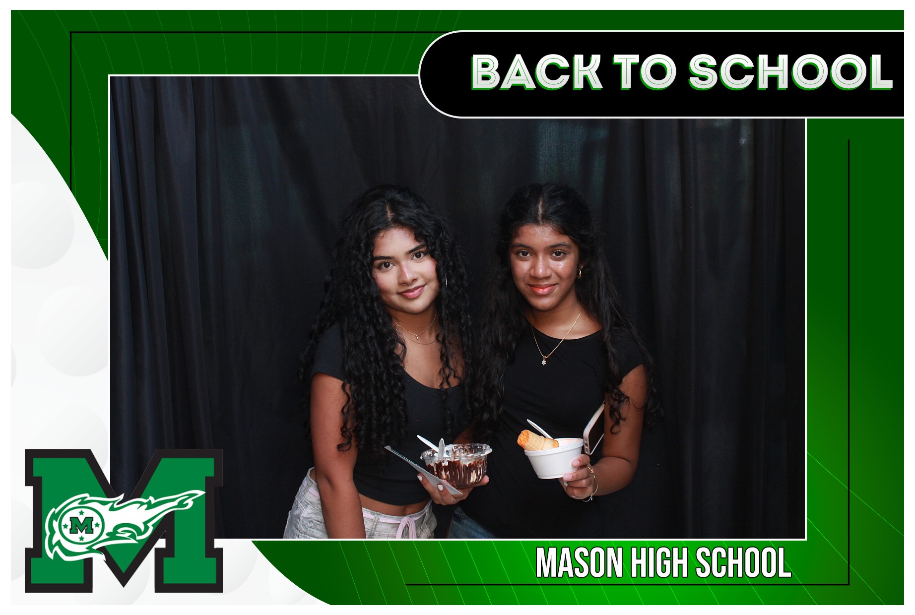 Mason HS First 2 Days | View more photos from the event at gallery.photoboothcincy.com/u/PhotoBoothCincy/Mason-HS-First-2-Days