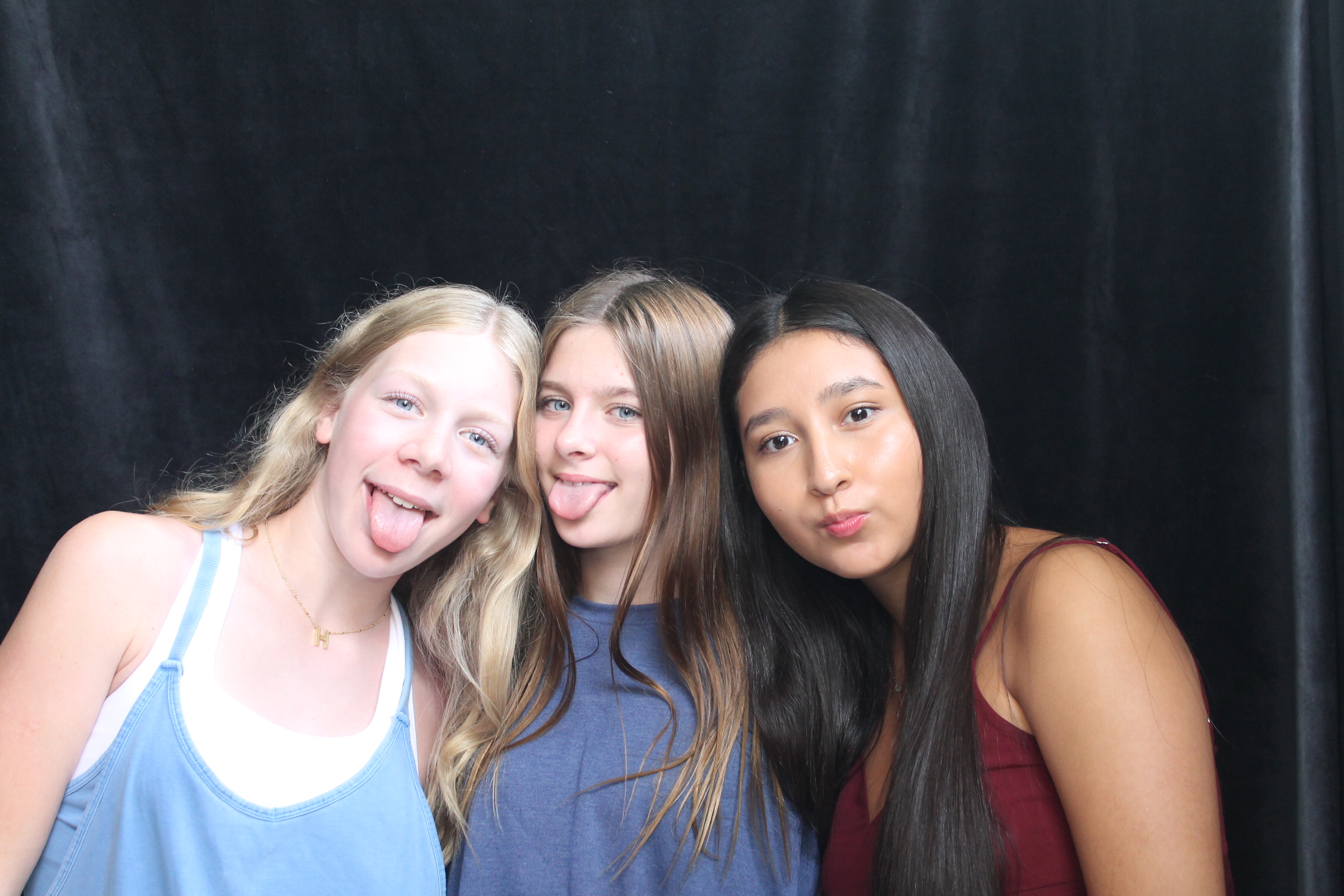 Mason HS First 2 Days | View more photos from the event at gallery.photoboothcincy.com/u/PhotoBoothCincy/Mason-HS-First-2-Days