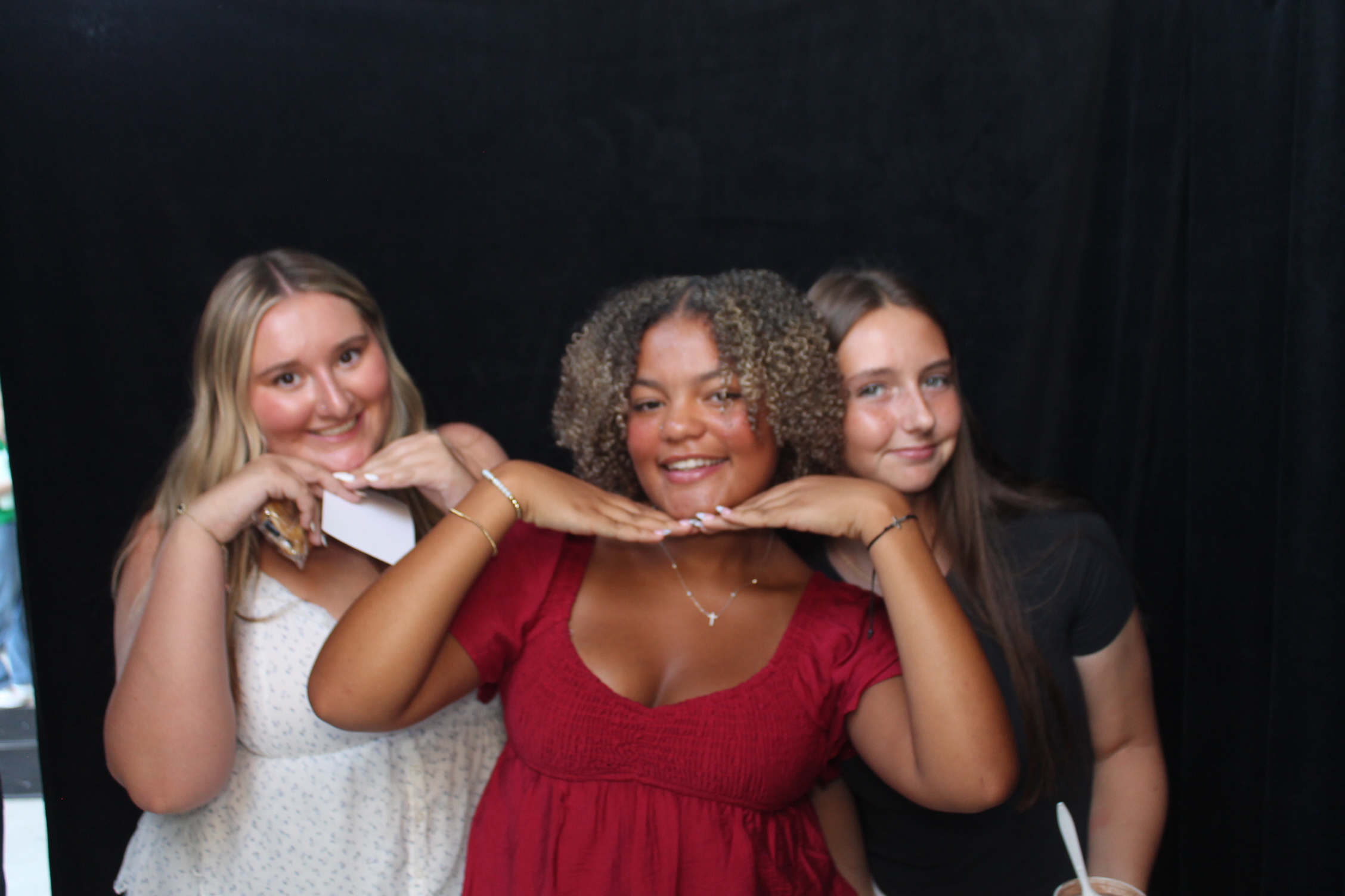 Mason HS First 2 Days | View more photos from the event at gallery.photoboothcincy.com/u/PhotoBoothCincy/Mason-HS-First-2-Days