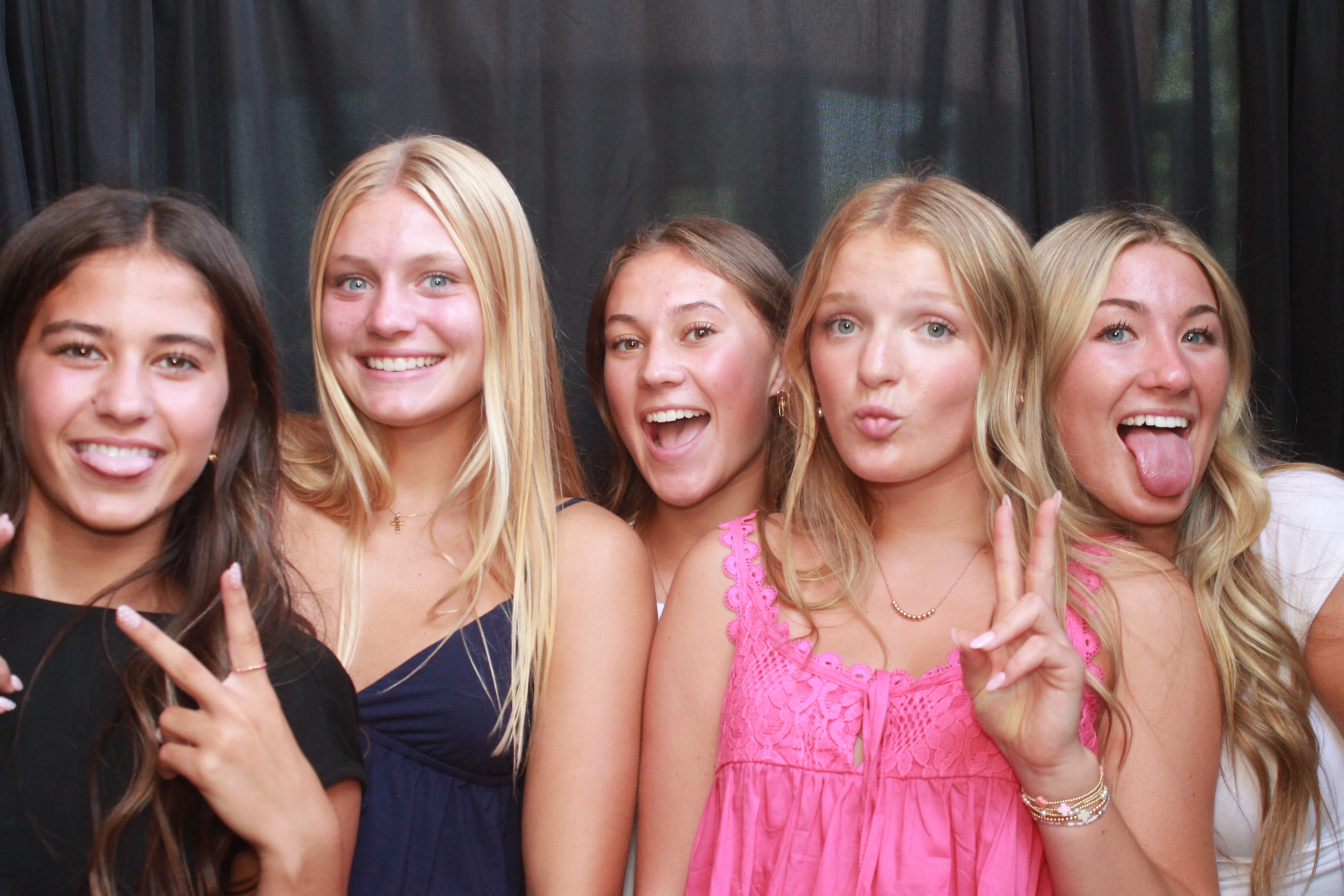Mason HS First 2 Days | View more photos from the event at gallery.photoboothcincy.com/u/PhotoBoothCincy/Mason-HS-First-2-Days