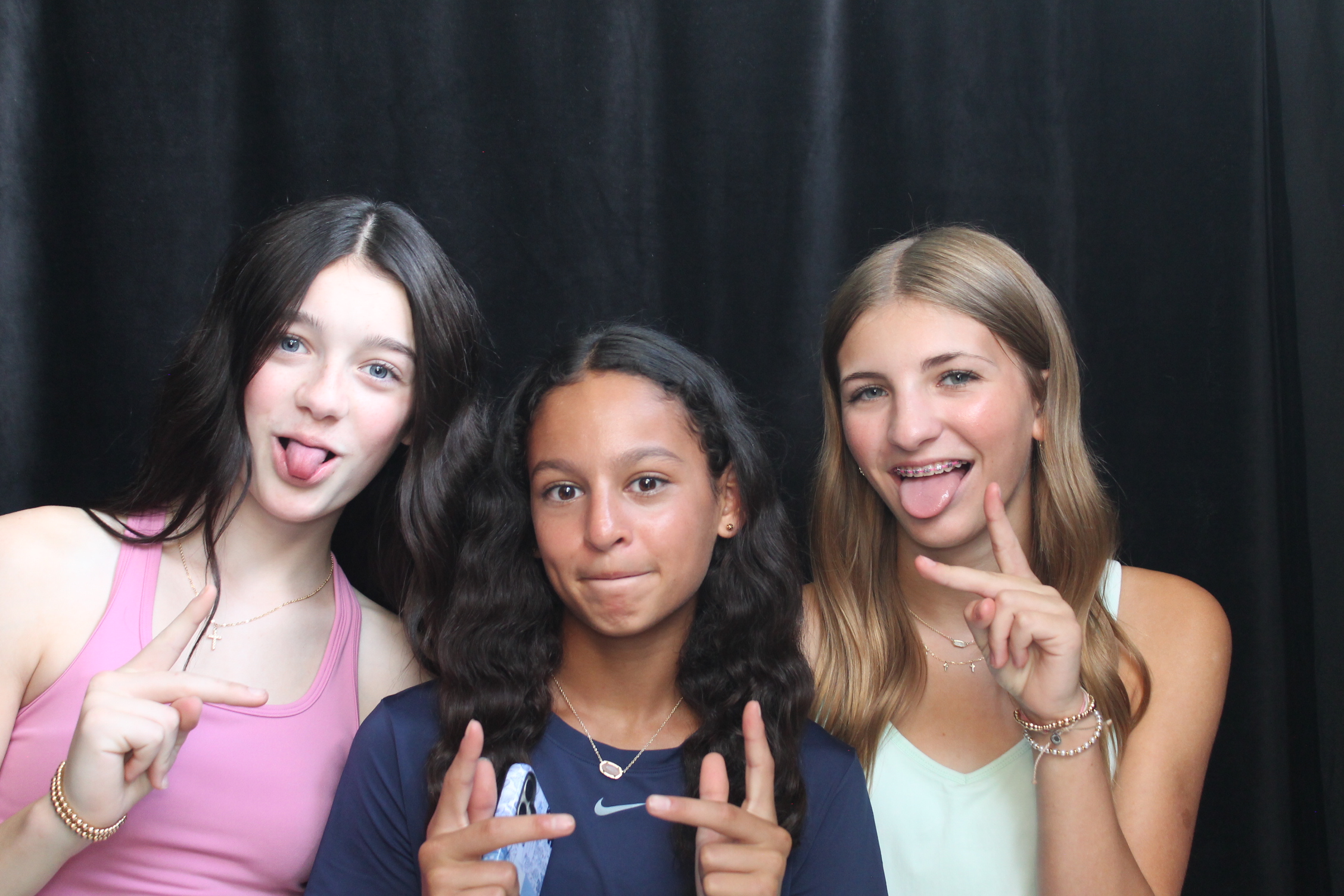 Mason HS First 2 Days | View more photos from the event at gallery.photoboothcincy.com/u/PhotoBoothCincy/Mason-HS-First-2-Days