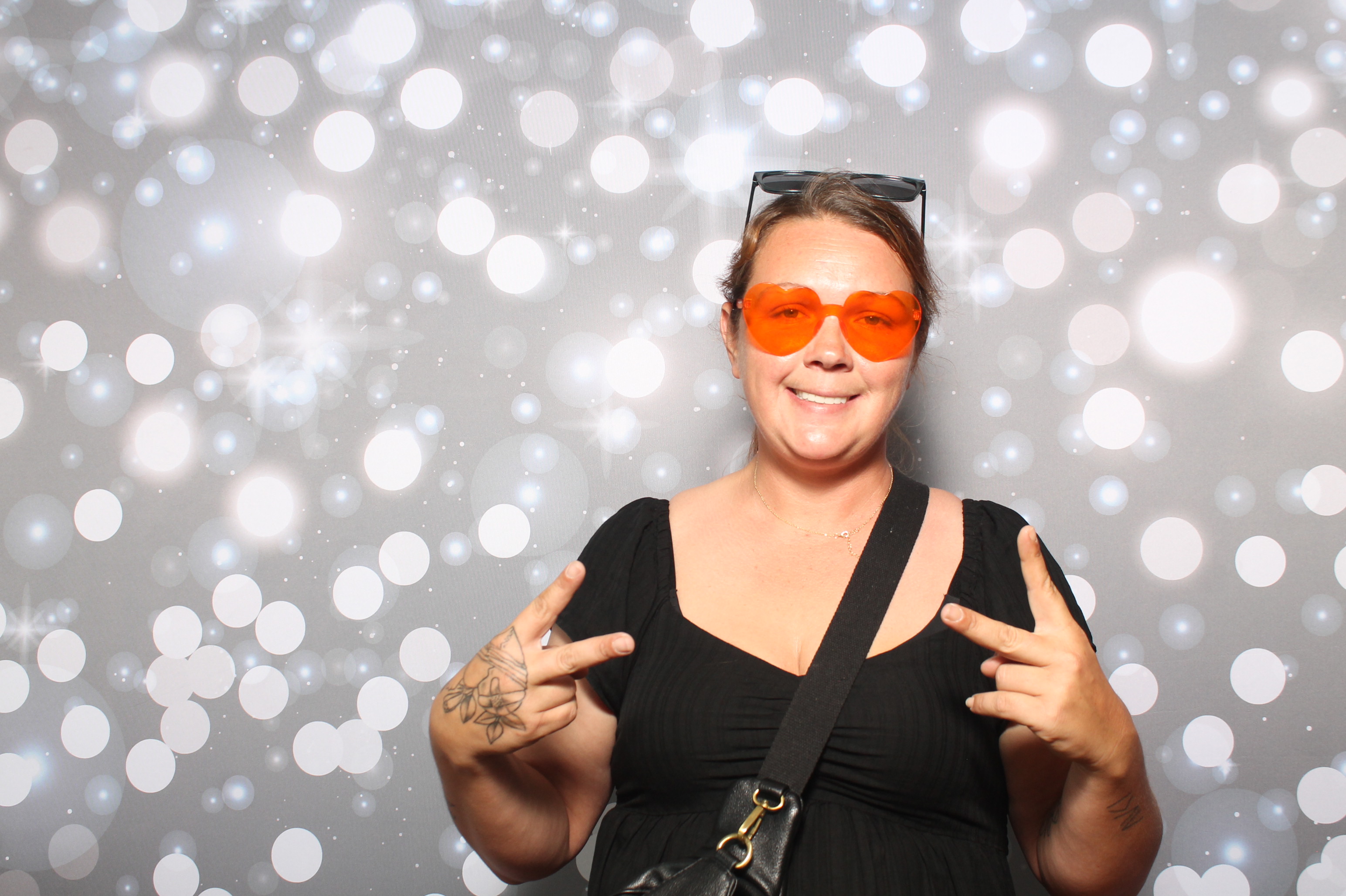 Matt & Shelbi Reception | View more photos from the event at gallery.photoboothcincy.com/u/PhotoBoothCincy/Matt-Shelbi-Reception