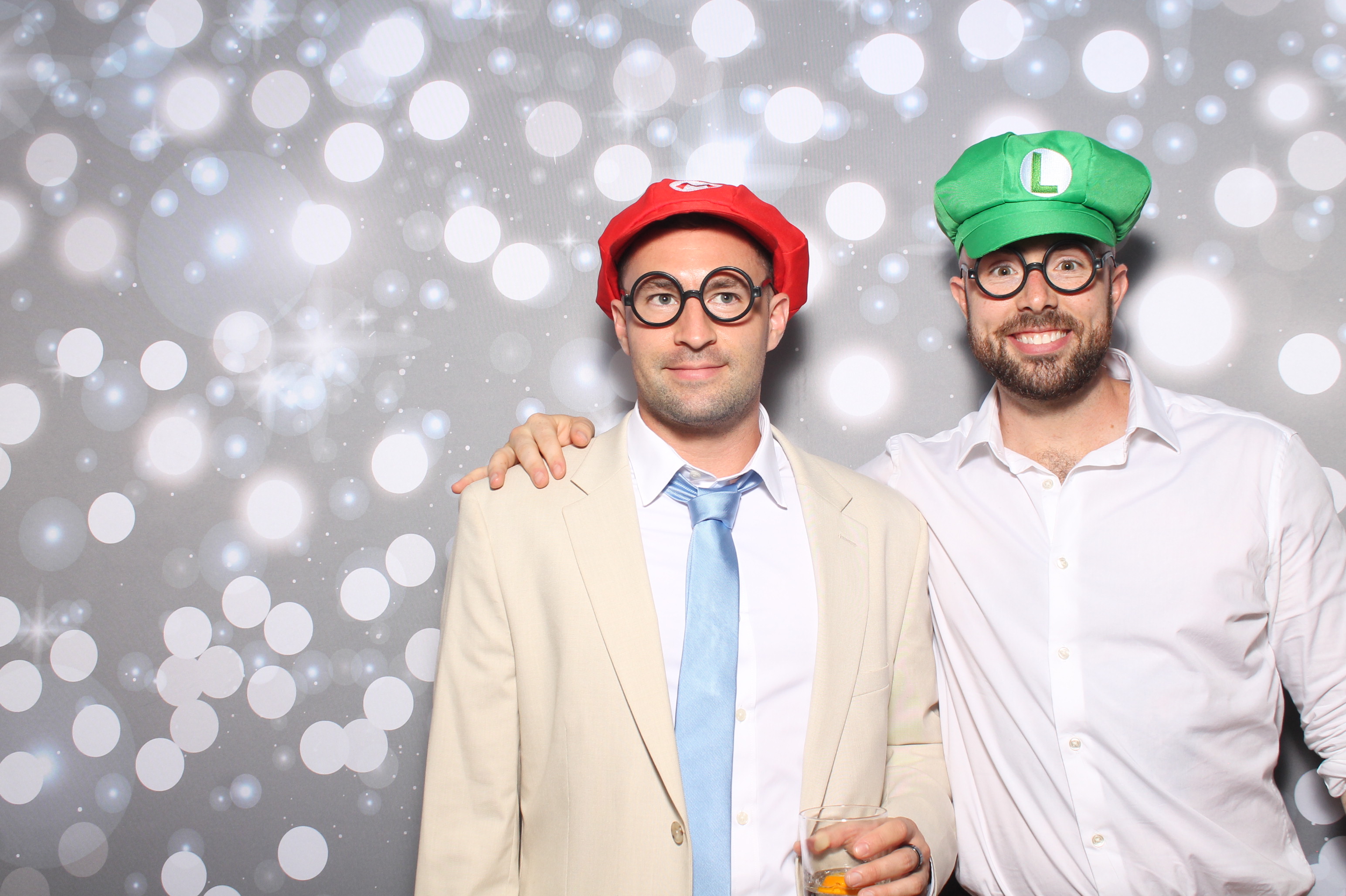 Matt & Shelbi Reception | View more photos from the event at gallery.photoboothcincy.com/u/PhotoBoothCincy/Matt-Shelbi-Reception