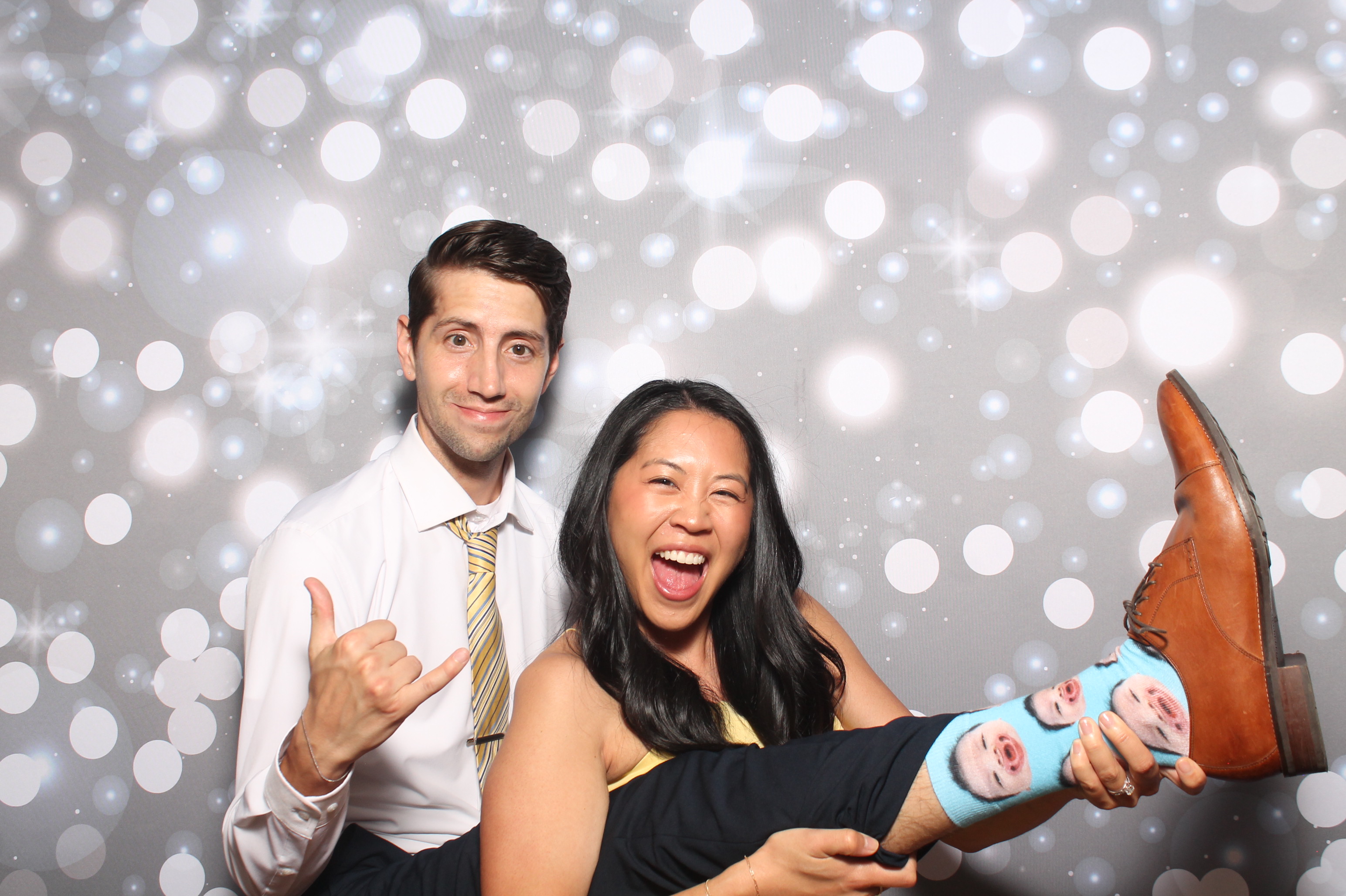 Matt & Shelbi Reception | View more photos from the event at gallery.photoboothcincy.com/u/PhotoBoothCincy/Matt-Shelbi-Reception
