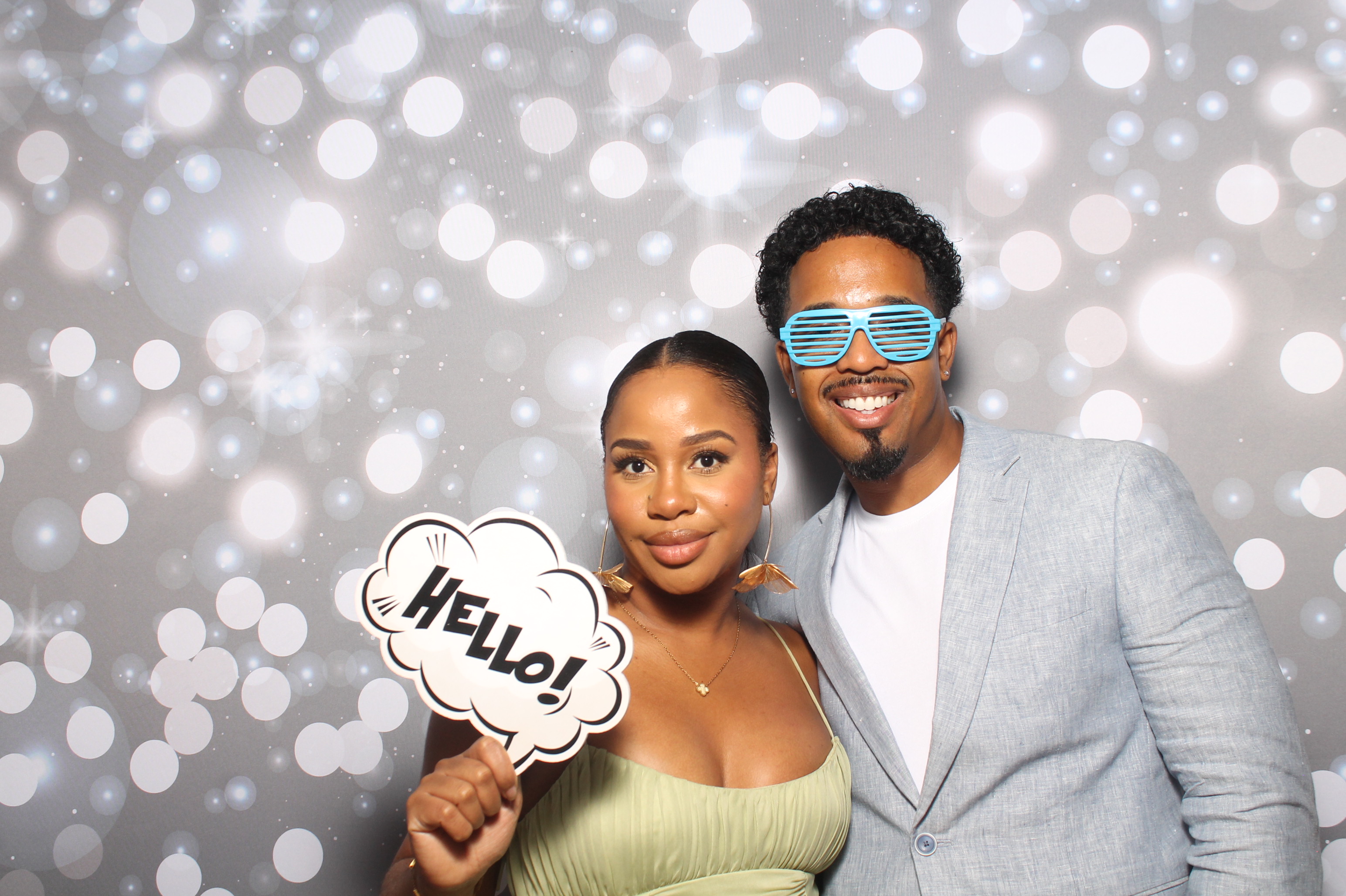 Matt & Shelbi Reception | View more photos from the event at gallery.photoboothcincy.com/u/PhotoBoothCincy/Matt-Shelbi-Reception