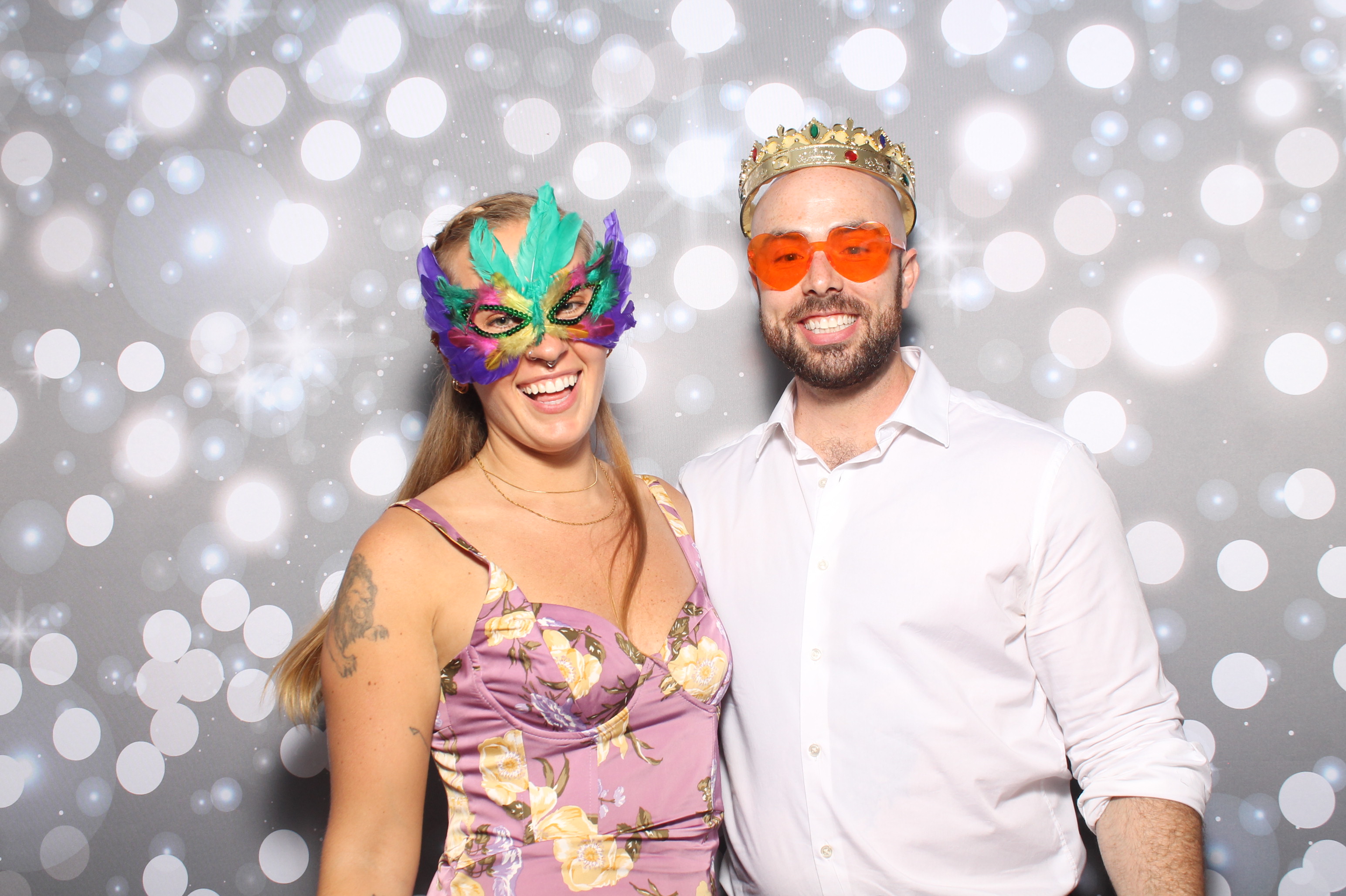 Matt & Shelbi Reception | View more photos from the event at gallery.photoboothcincy.com/u/PhotoBoothCincy/Matt-Shelbi-Reception