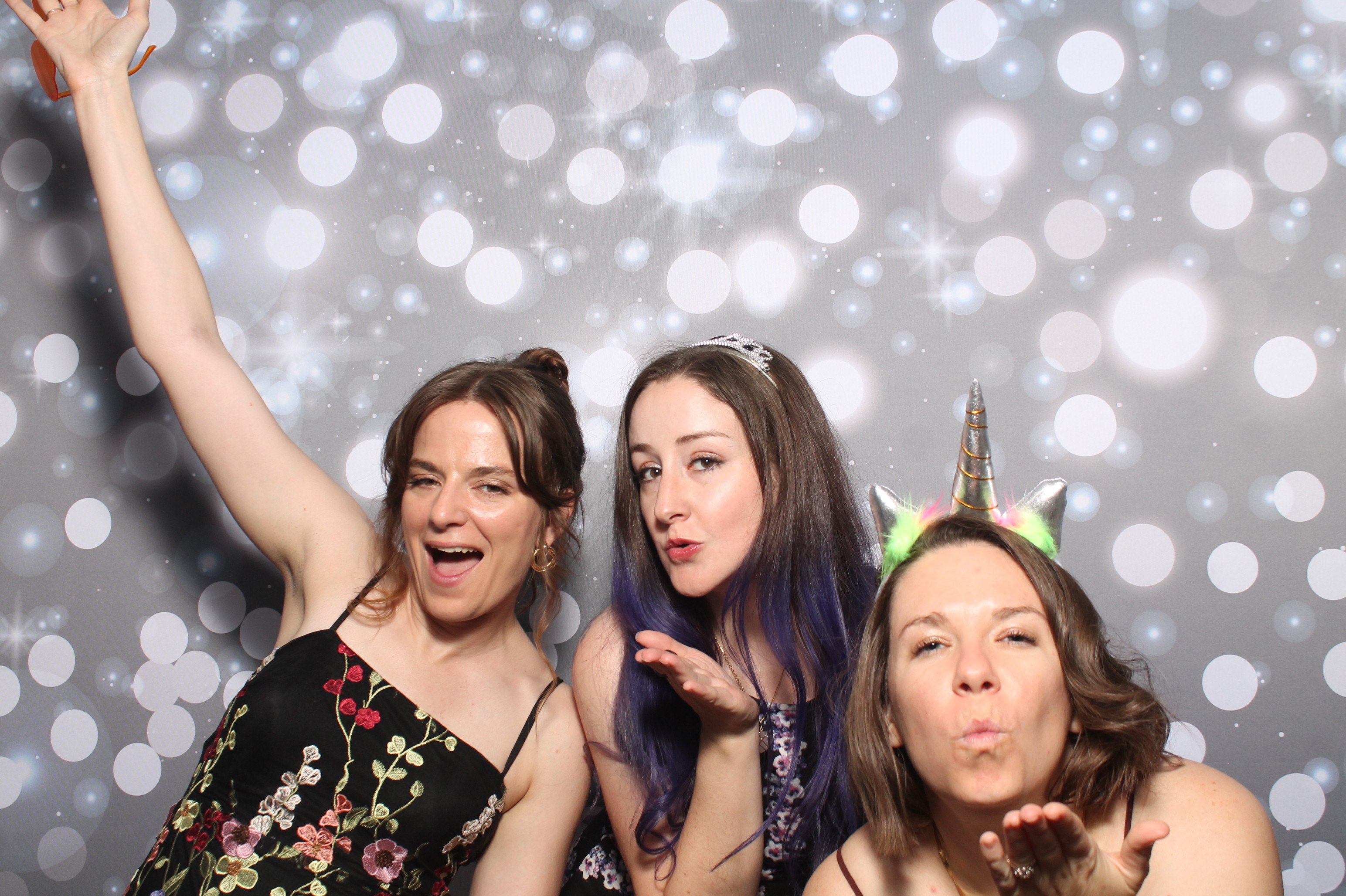 Matt & Shelbi Reception | View more photos from the event at gallery.photoboothcincy.com/u/PhotoBoothCincy/Matt-Shelbi-Reception